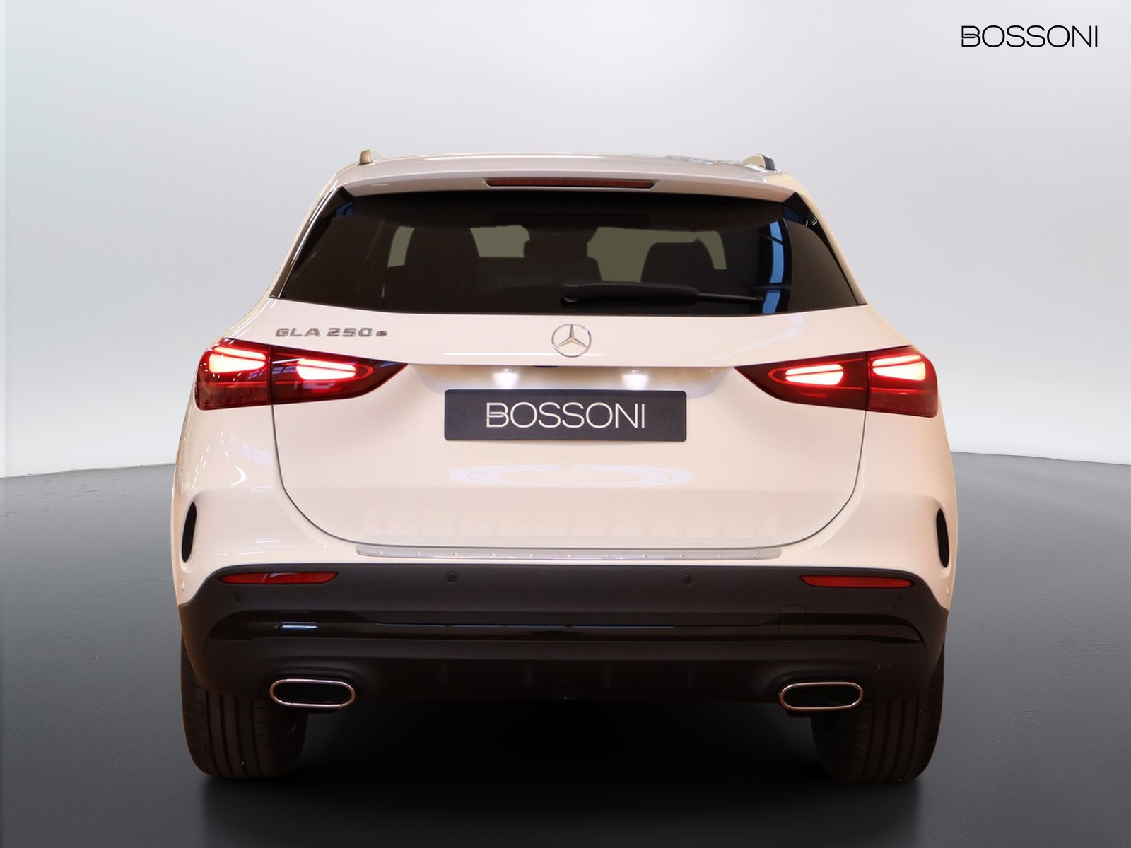 6 - Mercedes GLA 250 e plug-in-hybrid amg line extra 8g-dct