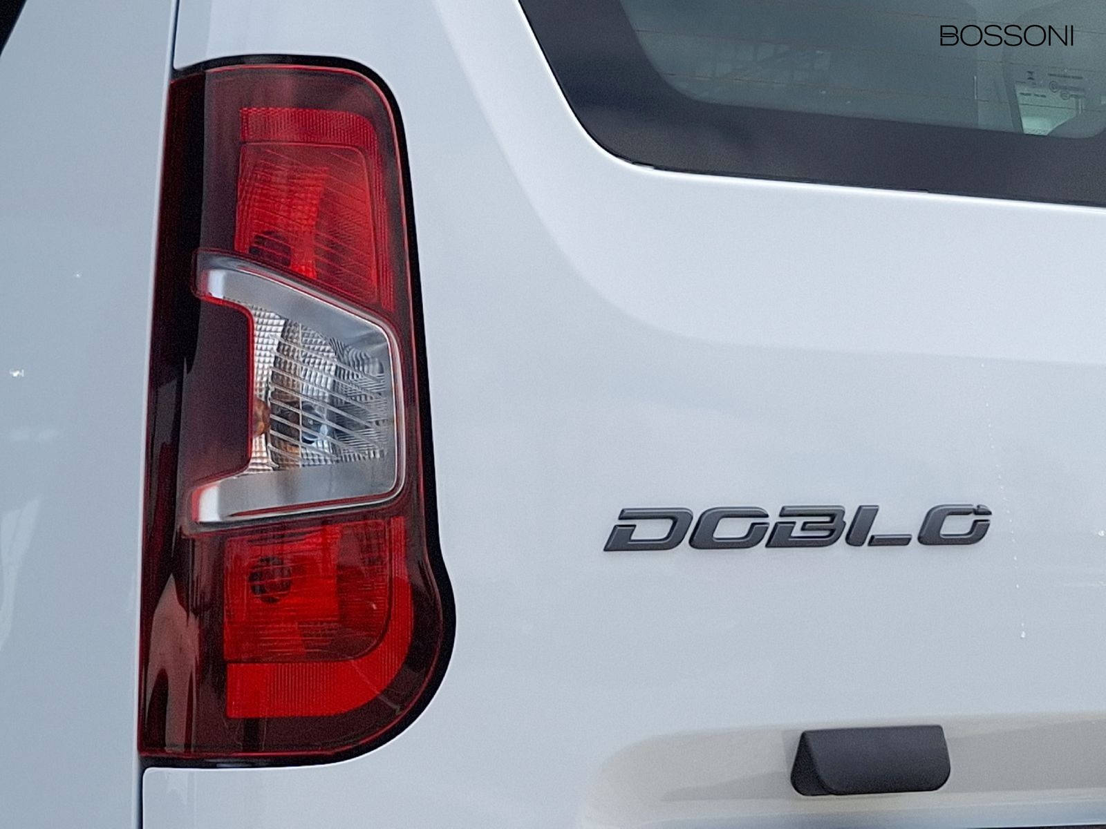 15 - Fiat Professional Doblò van d.cab xl 1.5 diesel 100cv