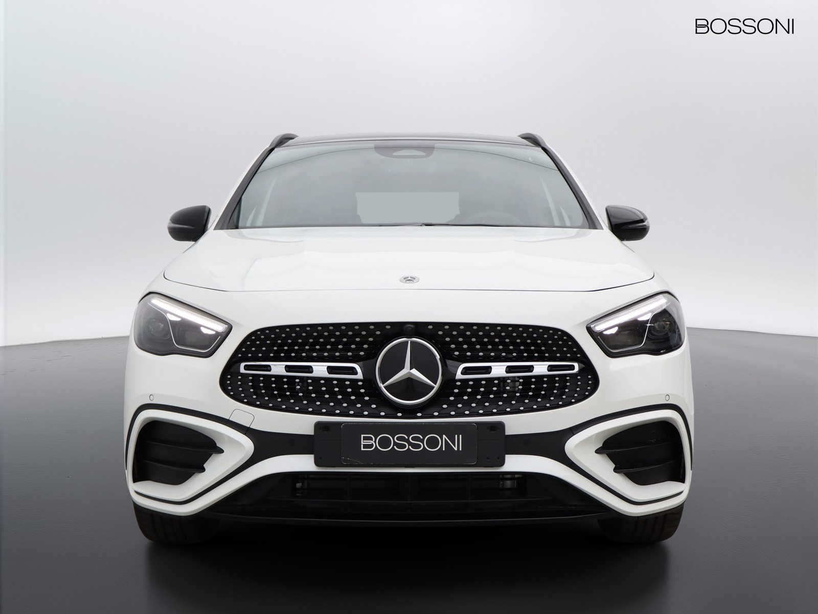 2 - Mercedes GLA 200 d amg line extra 8g-dct
