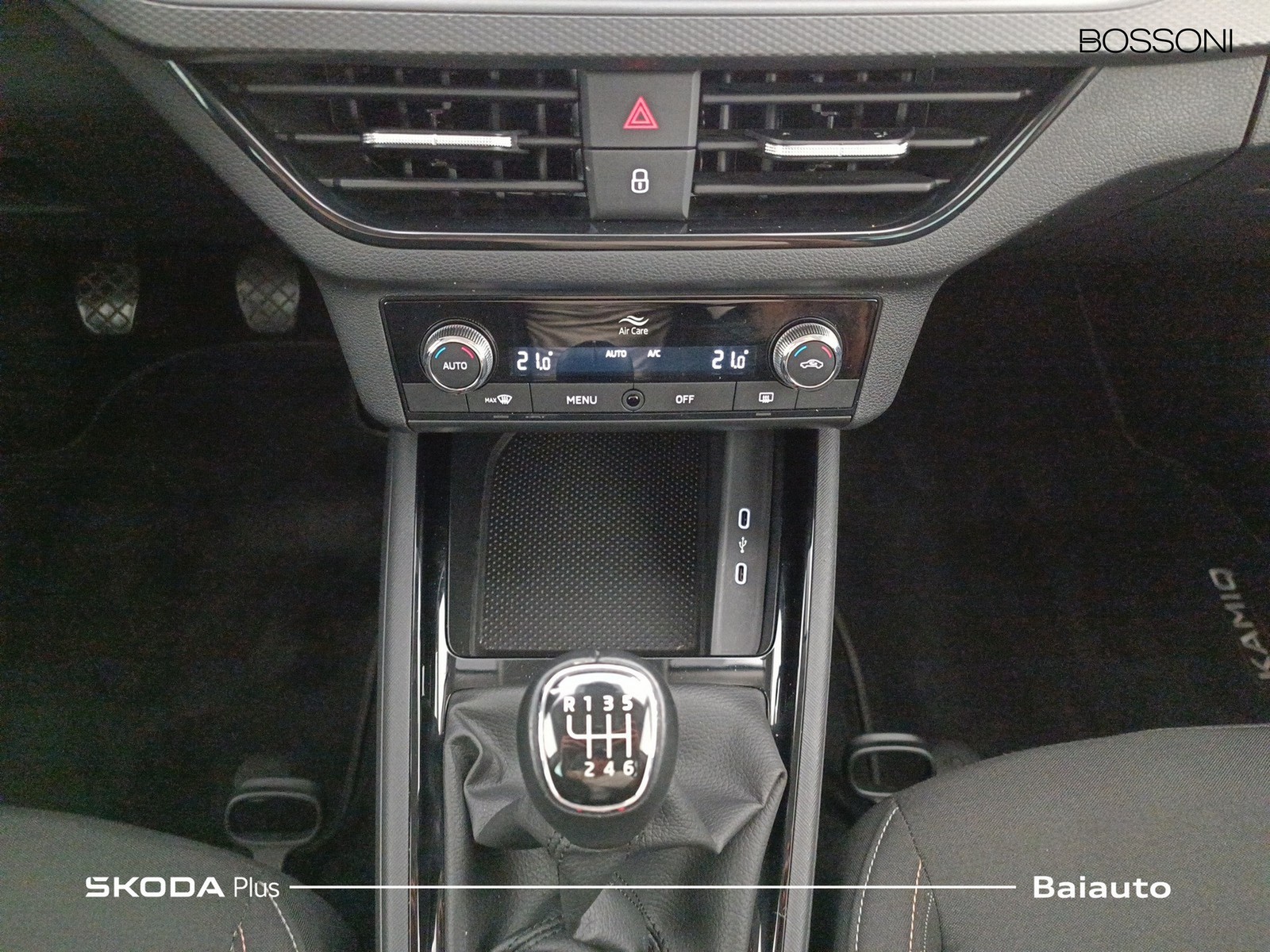 11 - Skoda Kamiq 1.0 tsi 110cv ambition