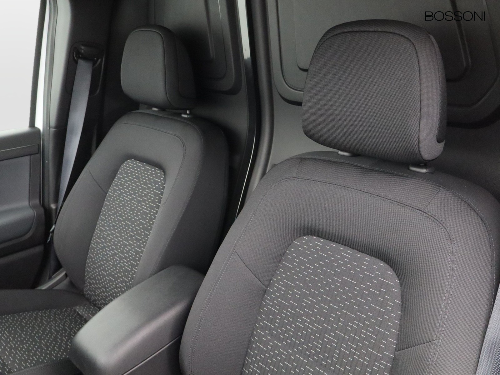 6 - Mercedes Vans Citan efurgone long 45kwh