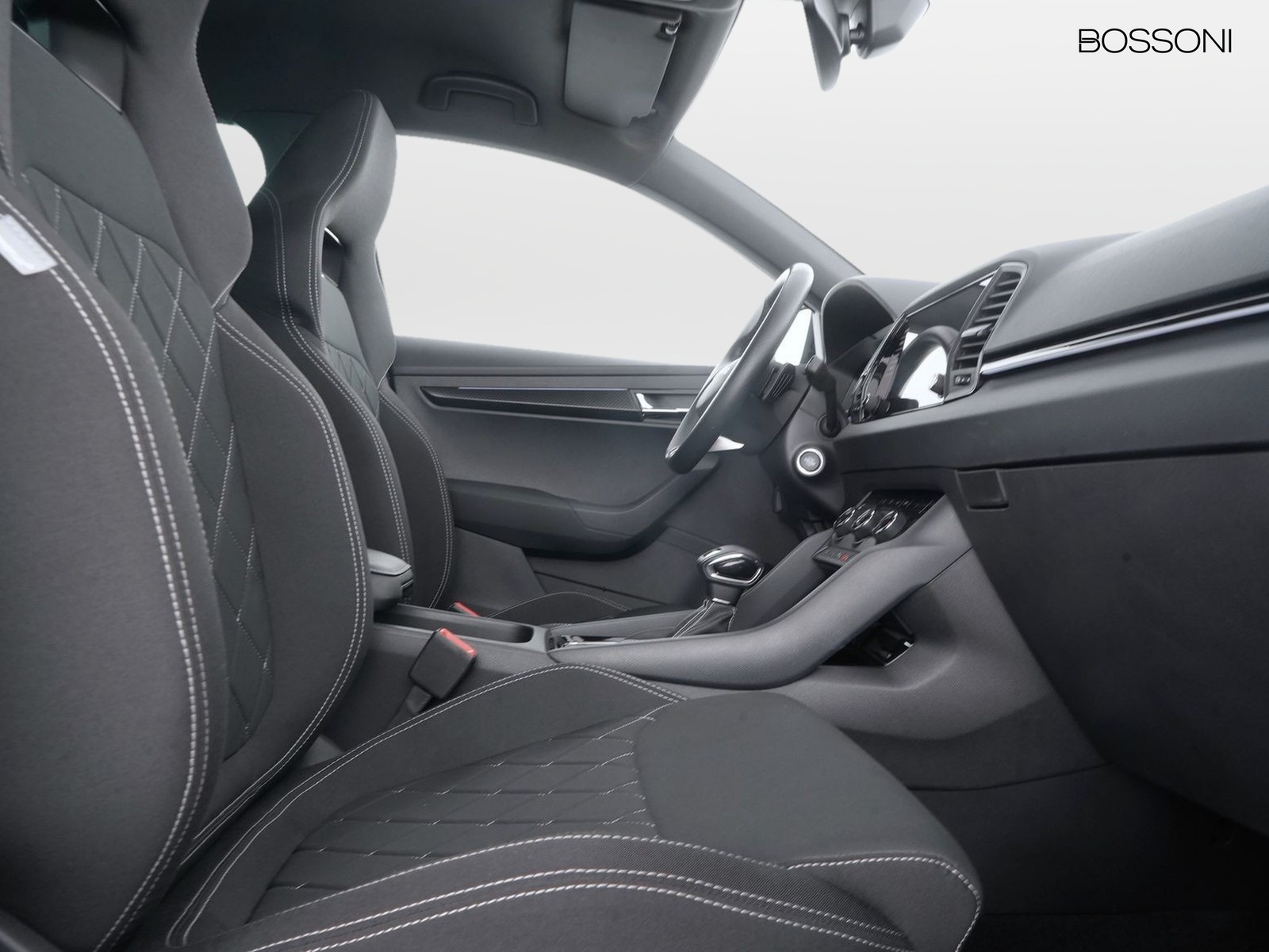 8 - Skoda Karoq 2.0 tdi evo scr 150cv sportline dsg