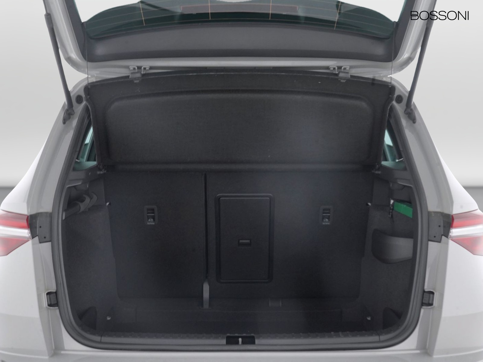 10 - Skoda Karoq 2.0 tdi evo scr 150cv sportline dsg