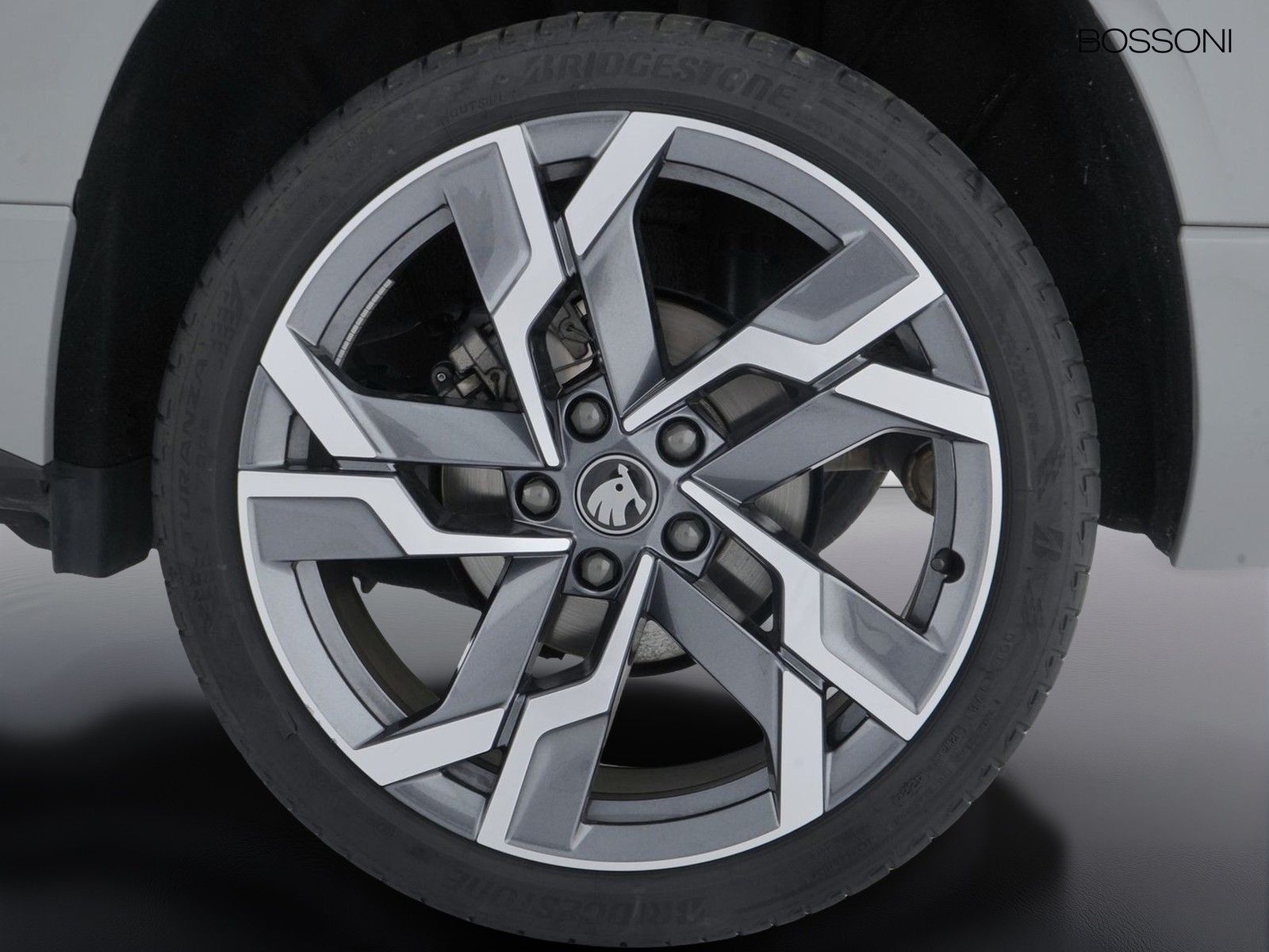 12 - Skoda Karoq 2.0 tdi evo scr 150cv sportline dsg