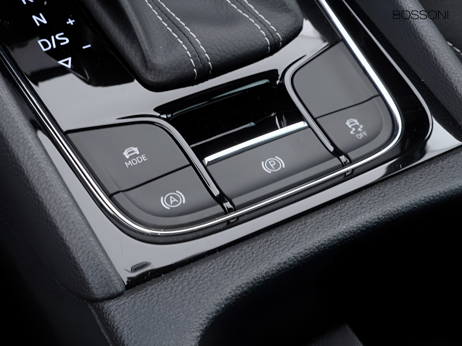 24 - Skoda Karoq 2.0 tdi evo scr 150cv sportline dsg
