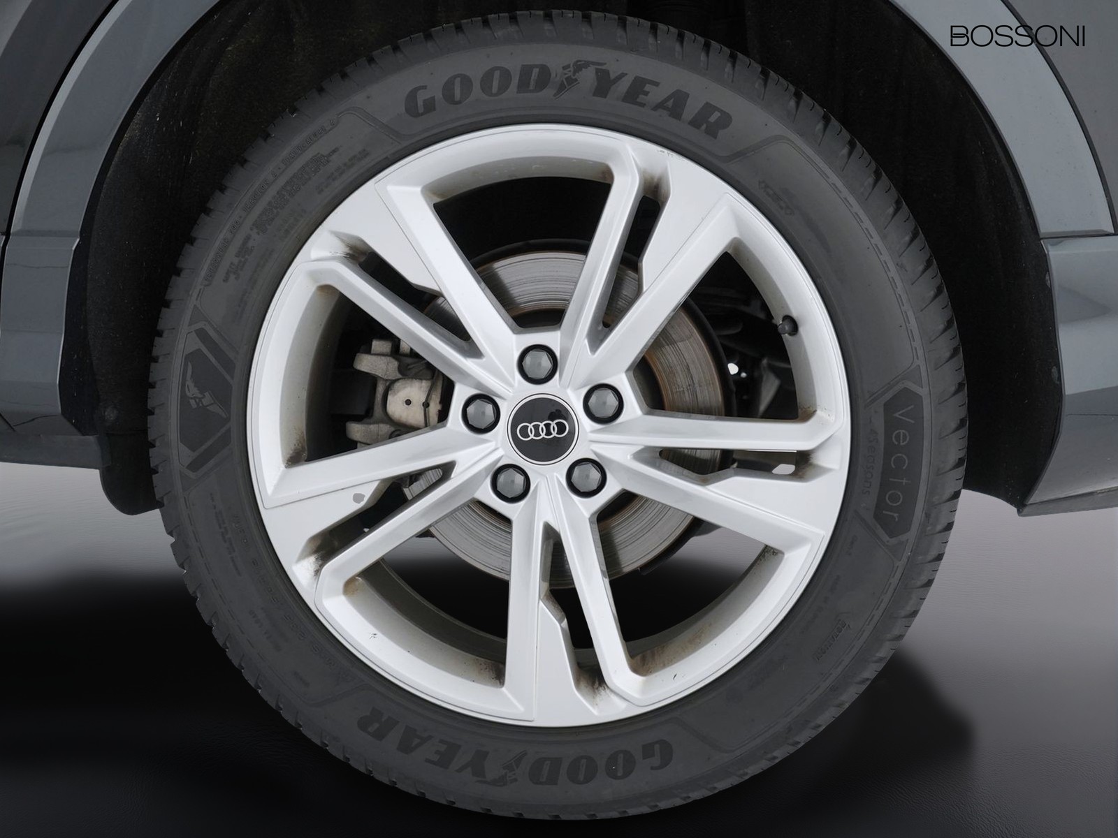 12 - Audi Q3 sportback 40 2.0 tdi 193cv s line edition quattro s tronic