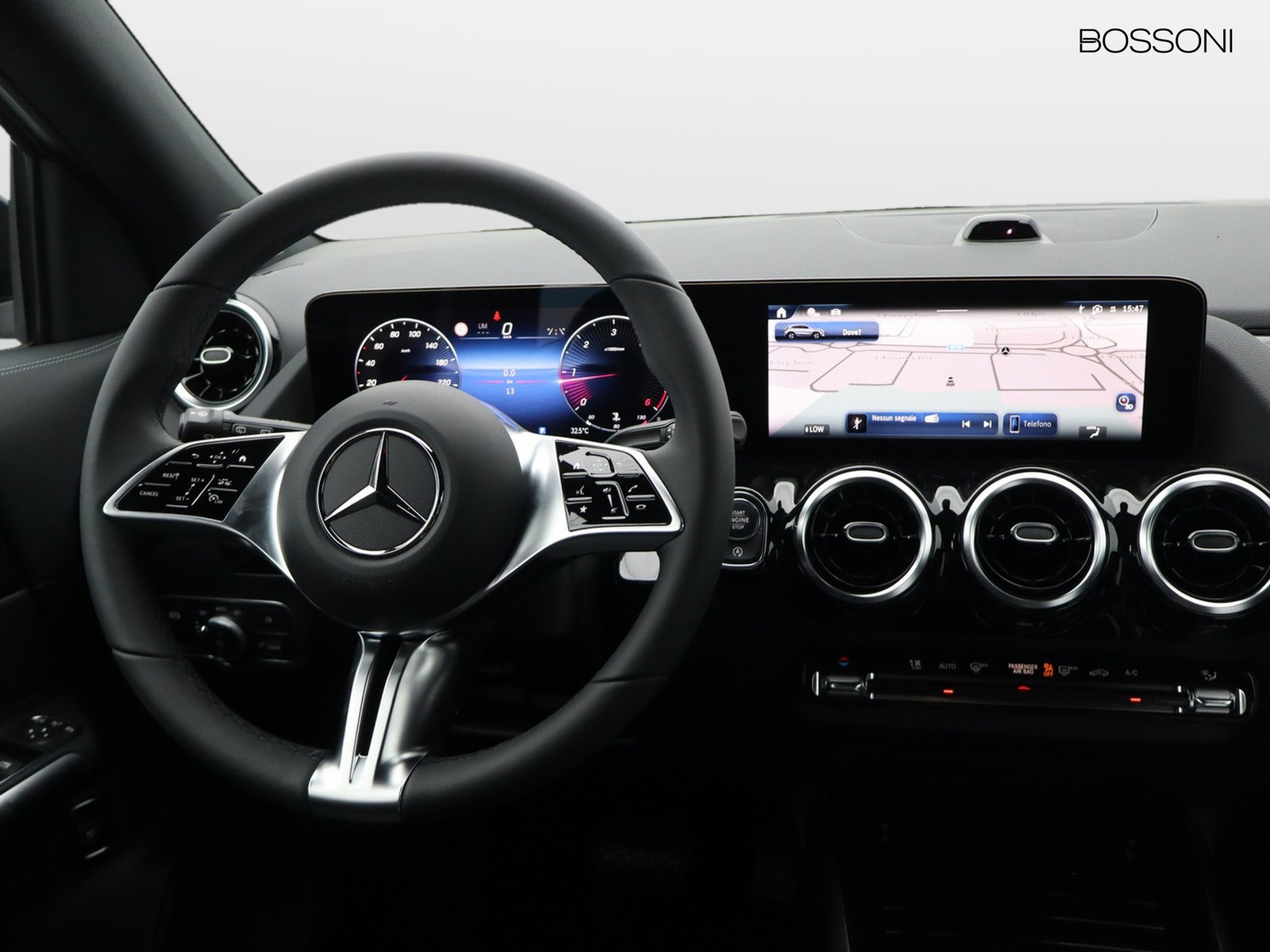 12 - Mercedes GLA 200 d progressive extra 8g-dct