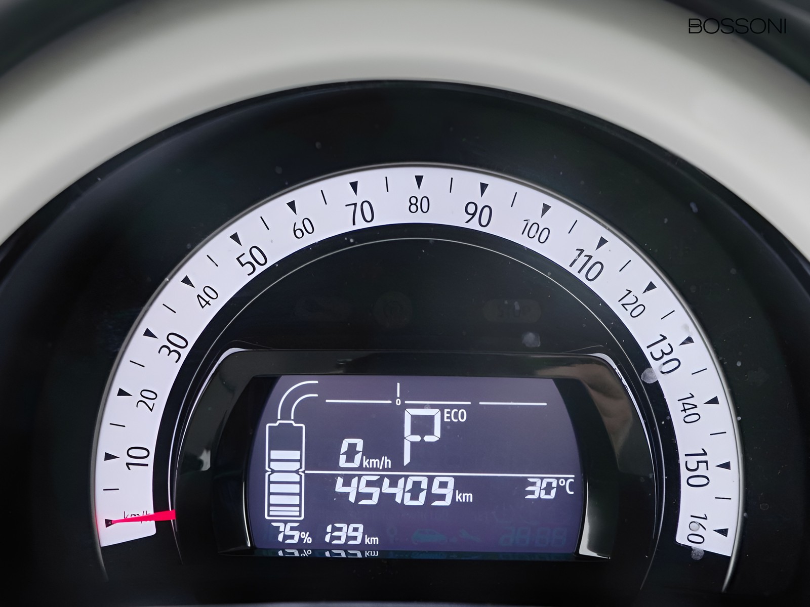 28 - Renault Twingo 22 kwh zen