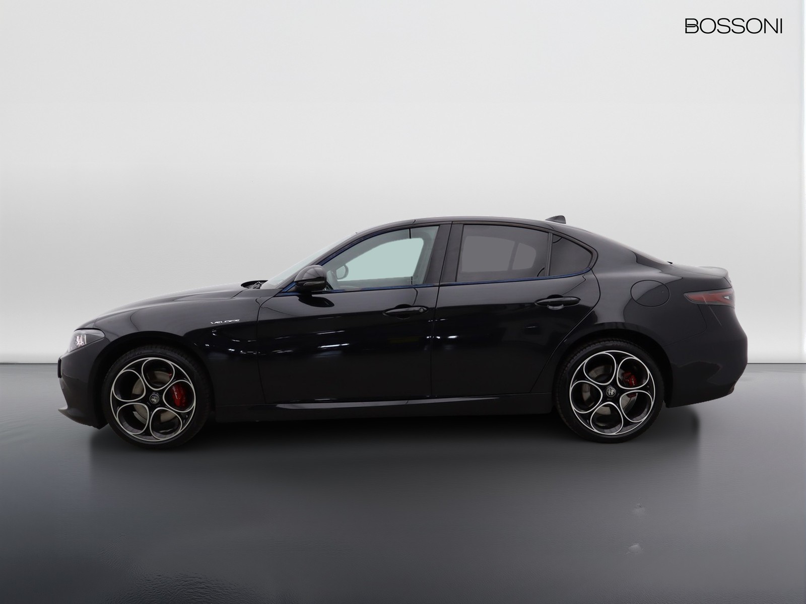 3 - Alfa Romeo Giulia 2.0 turbo 280cv veloce q4 at8