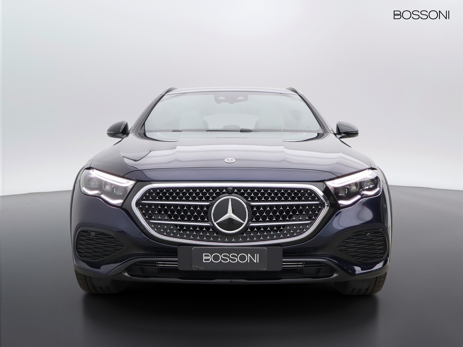 2 - Mercedes Classe E station wagon all-terrain 220 d advanced plus 4matic 9g-tronic
