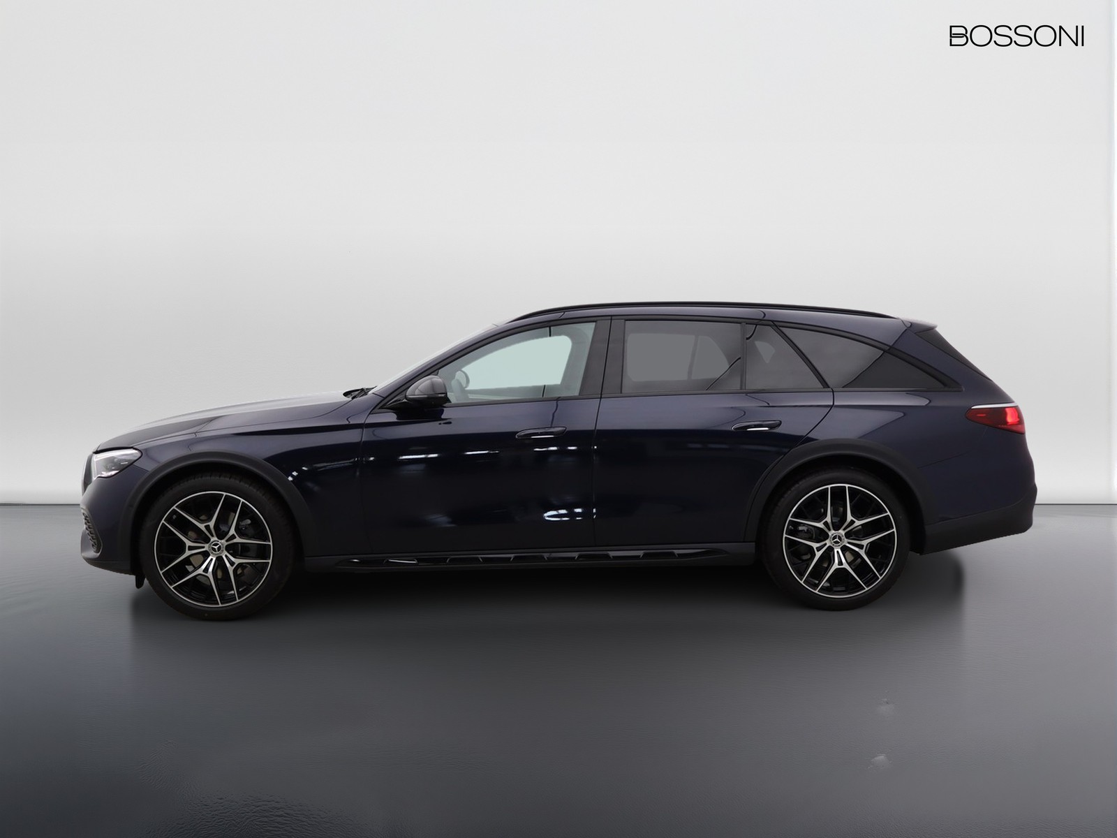 3 - Mercedes Classe E station wagon all-terrain 220 d advanced plus 4matic 9g-tronic