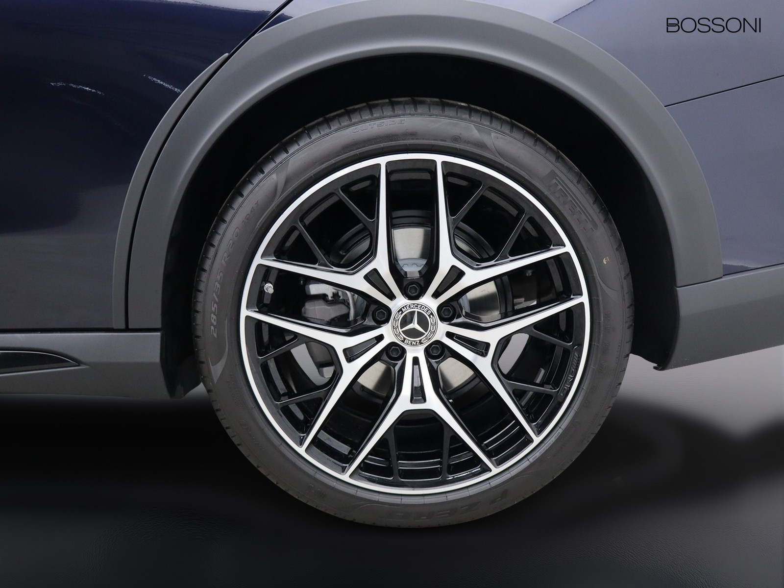 4 - Mercedes Classe E station wagon all-terrain 220 d advanced plus 4matic 9g-tronic