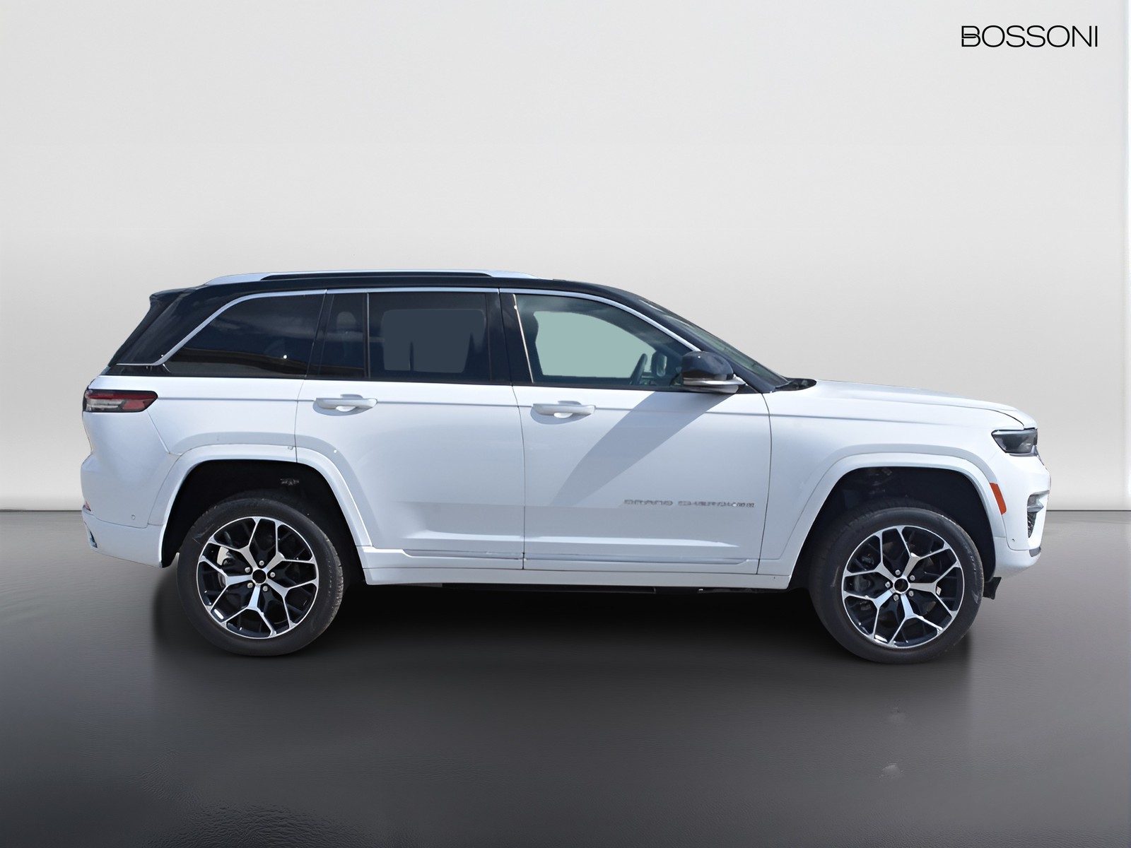 29 - Jeep Grand Cherokee 2.0 atx phev summit reserve 4xe auto