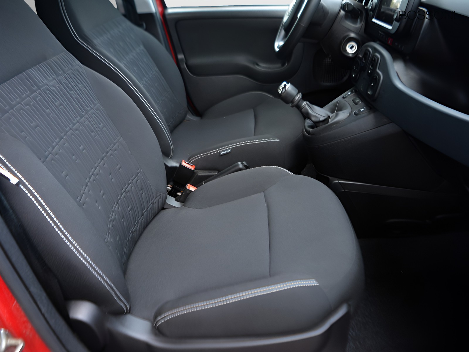 5 - Fiat Panda cross 1.0 firefly hybrid 70cv s&s 5p.ti