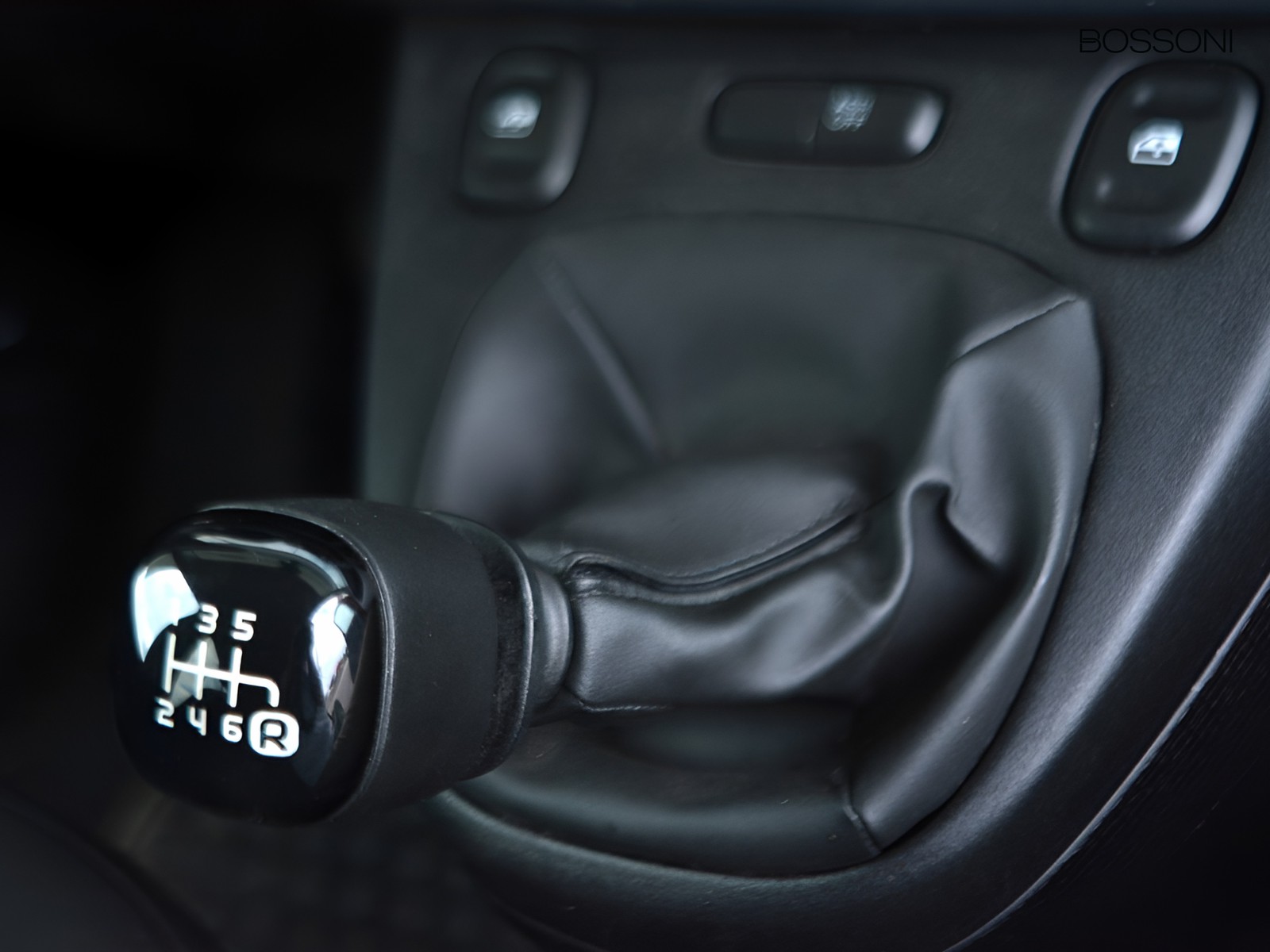 12 - Fiat Panda cross 1.0 firefly hybrid 70cv s&s 5p.ti