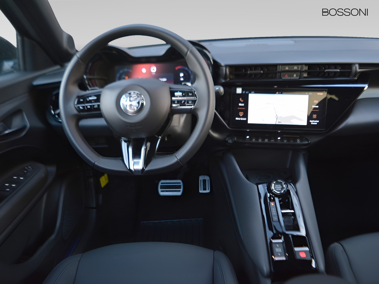 9 - Alfa Romeo Junior 1.2 hybrid 145cv ibrida q4 edct6