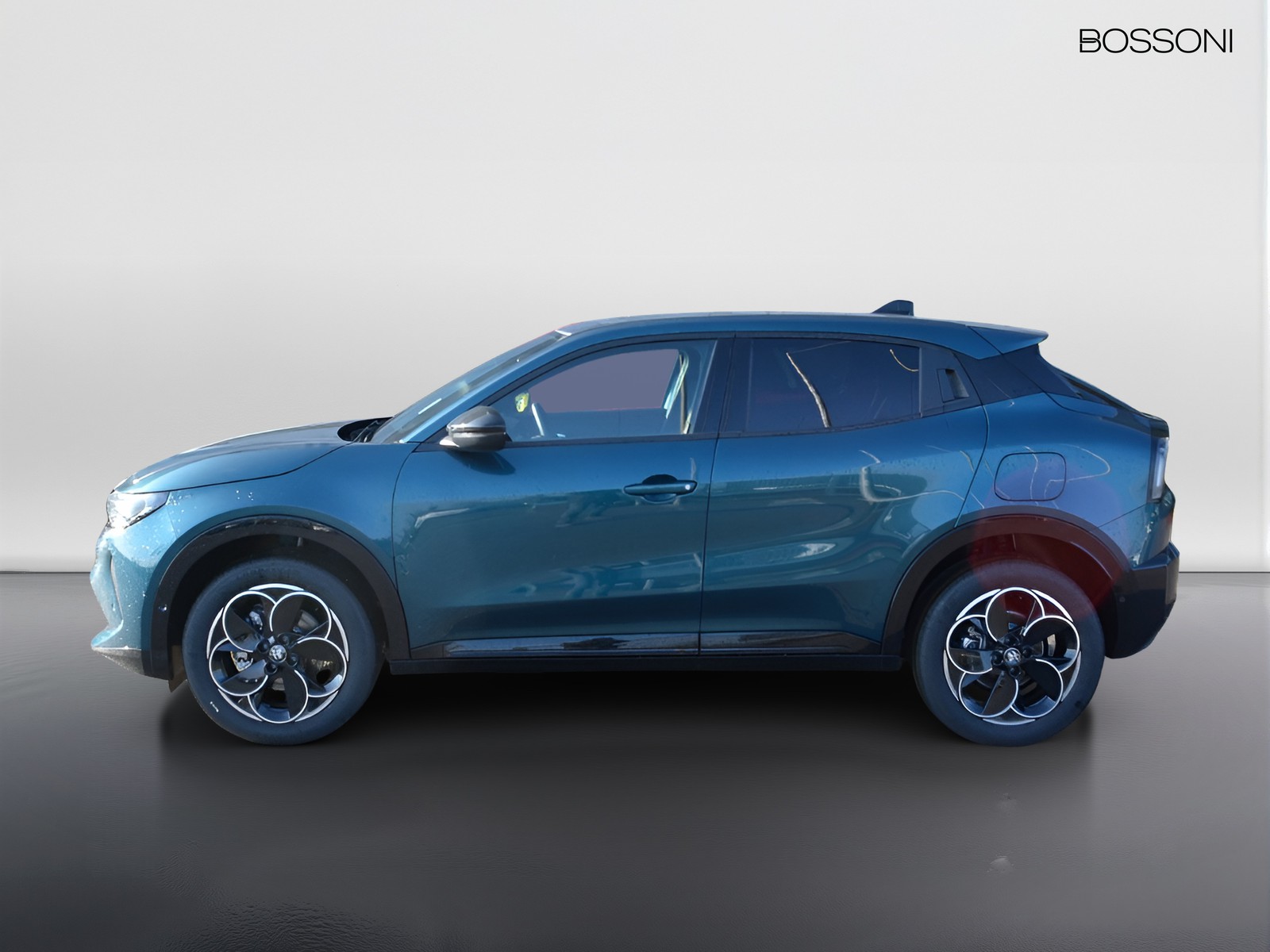24 - Alfa Romeo Junior 1.2 hybrid 145cv ibrida q4 edct6