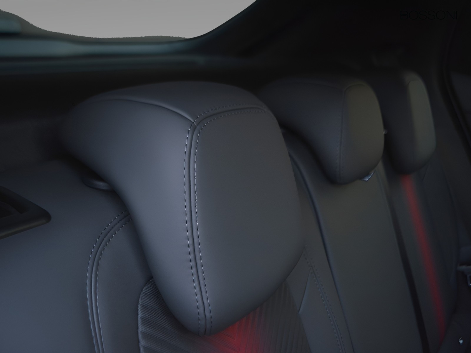 6 - Alfa Romeo Junior 1.2 hybrid 145cv ibrida q4 edct6