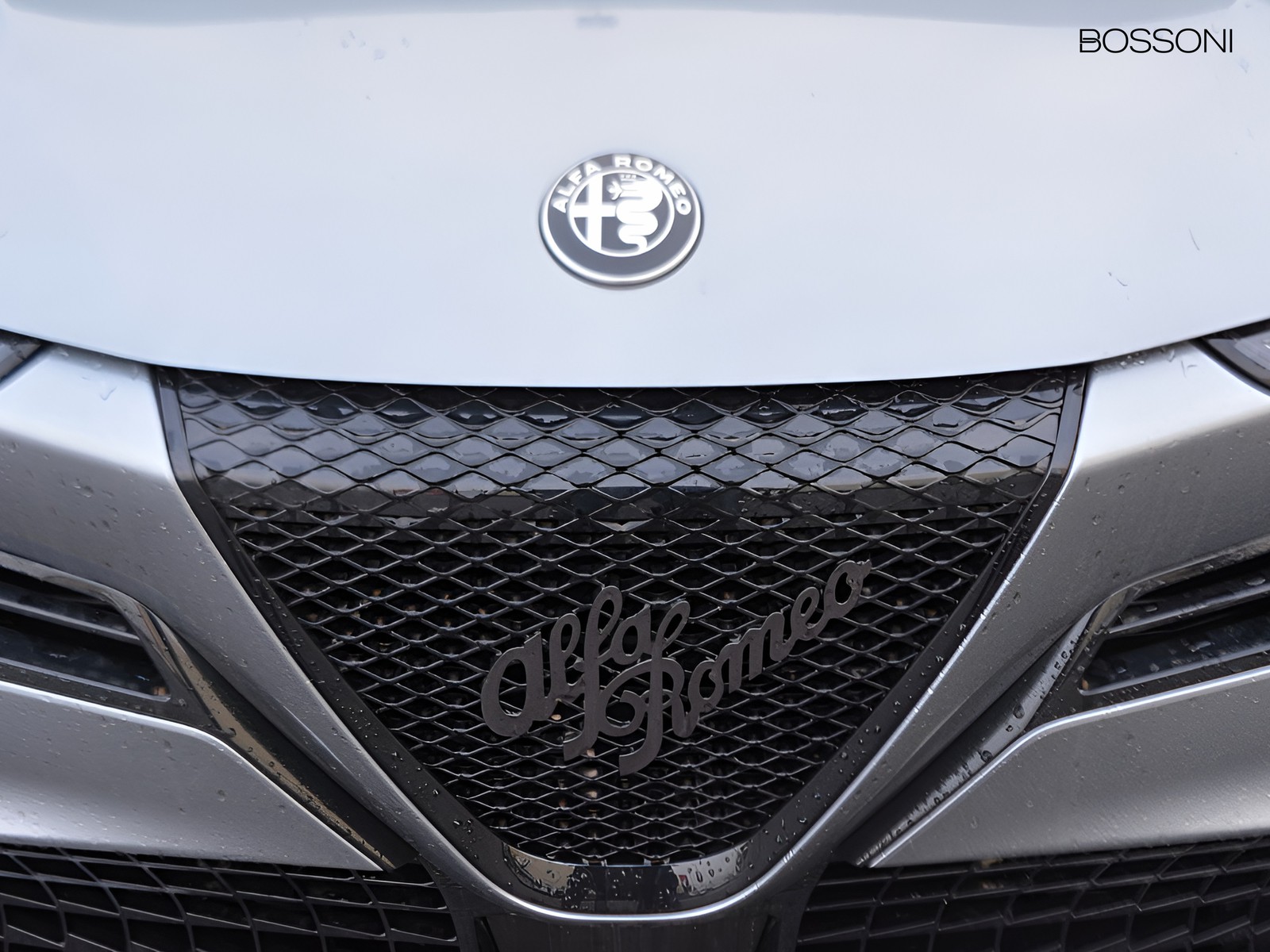 21 - Alfa Romeo Junior 1.2 hybrid 145cv ibrida q4 edct6