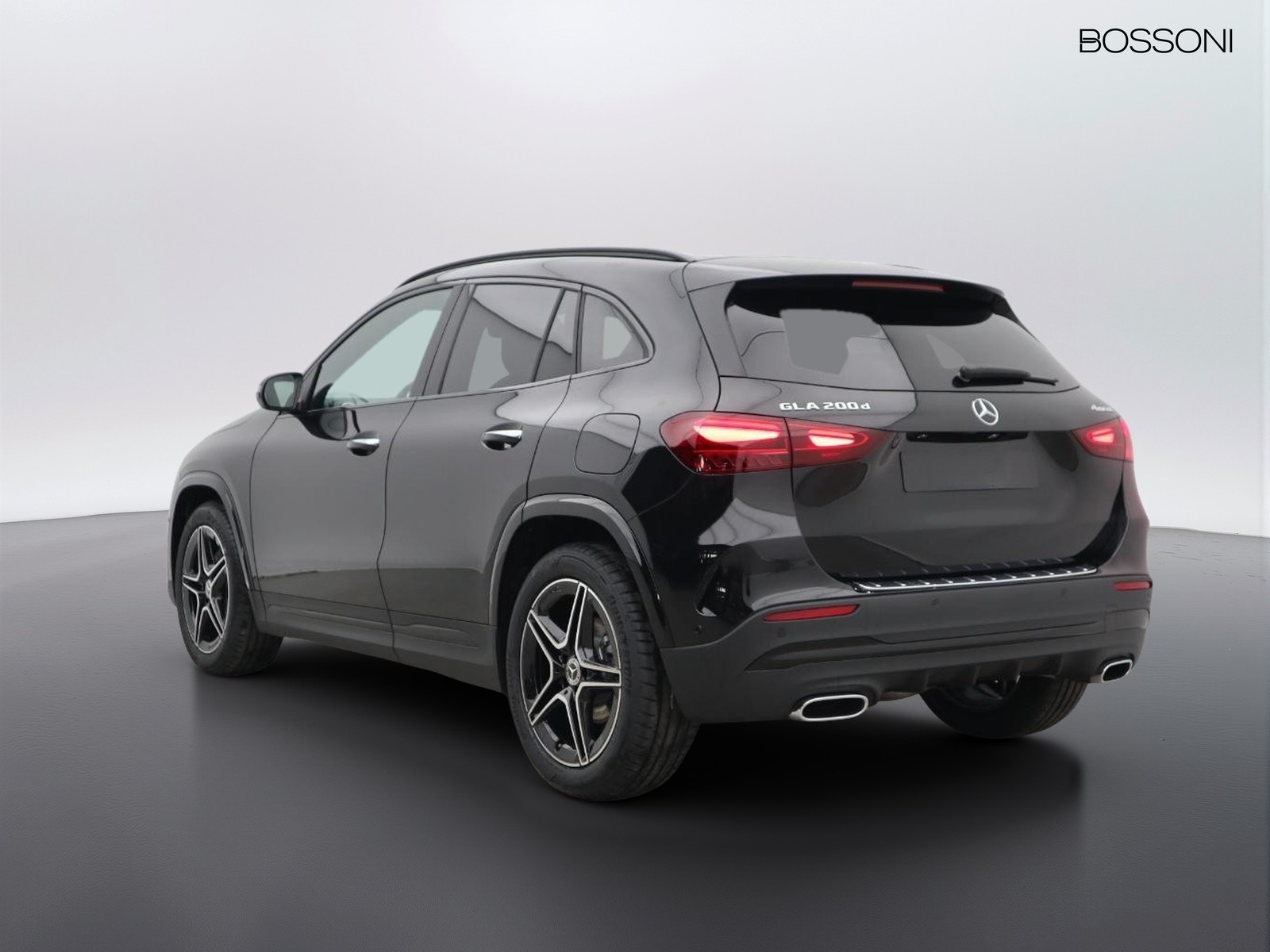 5 - Mercedes GLA 200 d amg line premium 4matic 8g-dct