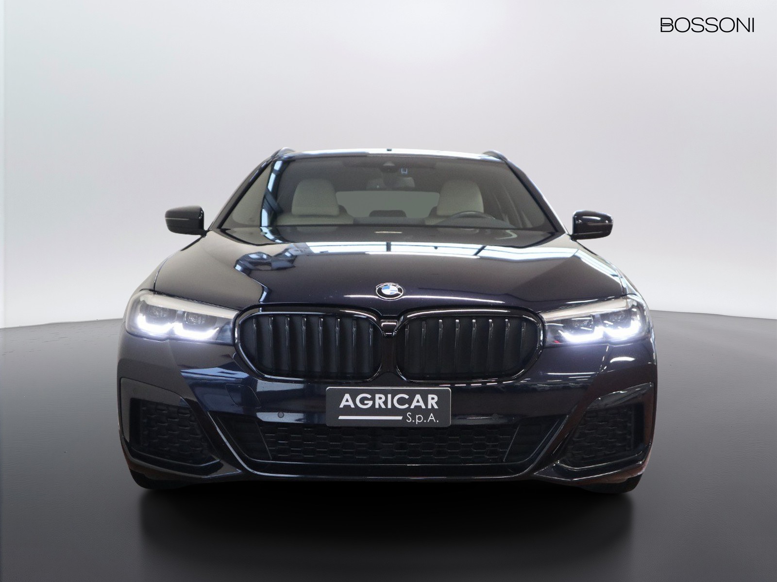 2 - BMW Serie 5 touring 520d mild hybrid 48v xdrive msport steptronic