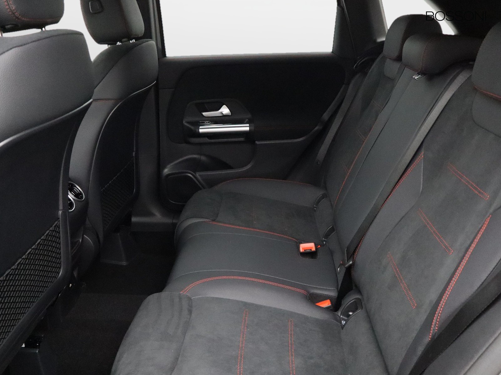 8 - Mercedes Classe B 180 d amg line advanced plus 8g-dct