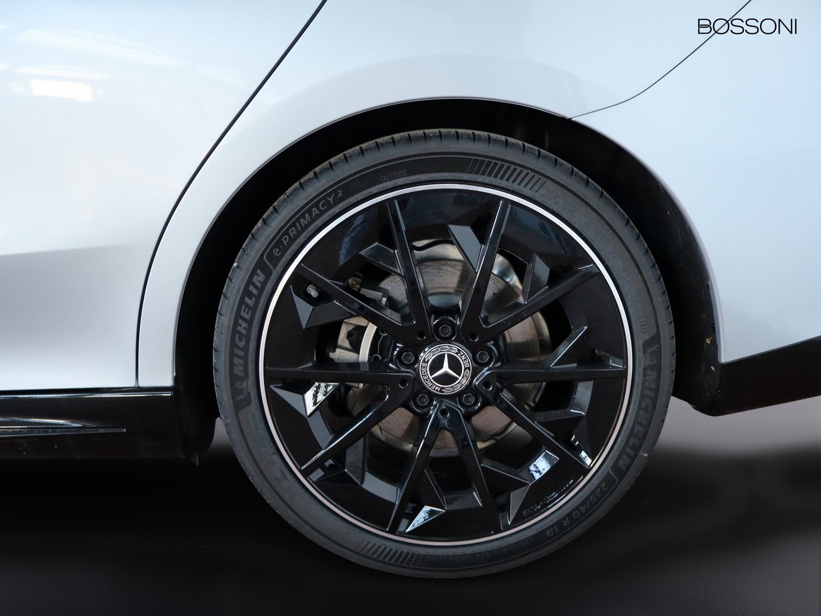4 - Mercedes CLA 200 advanced plus auto