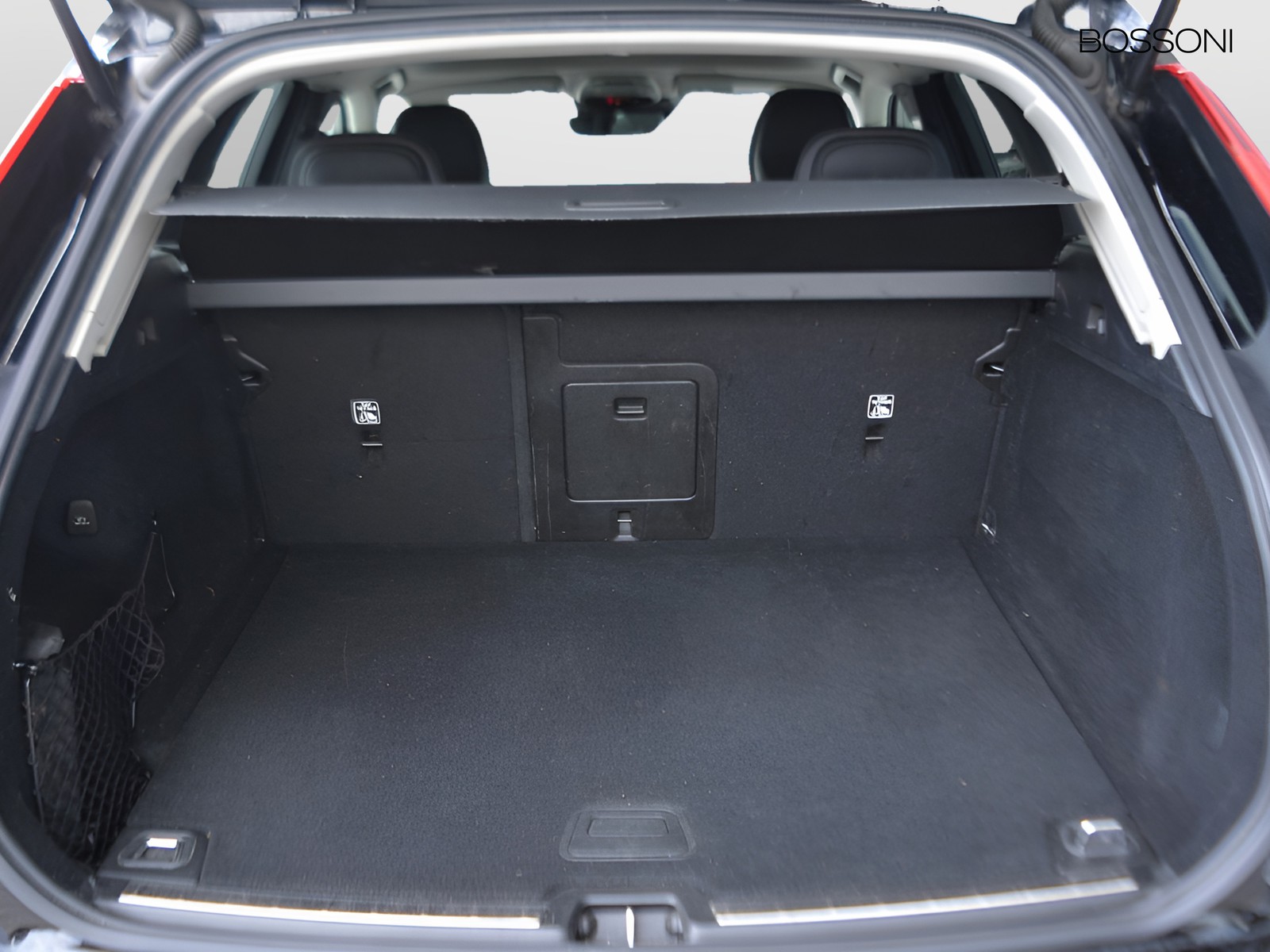 15 - Volvo XC60 2.0 b4 momentum awd geartronic my20