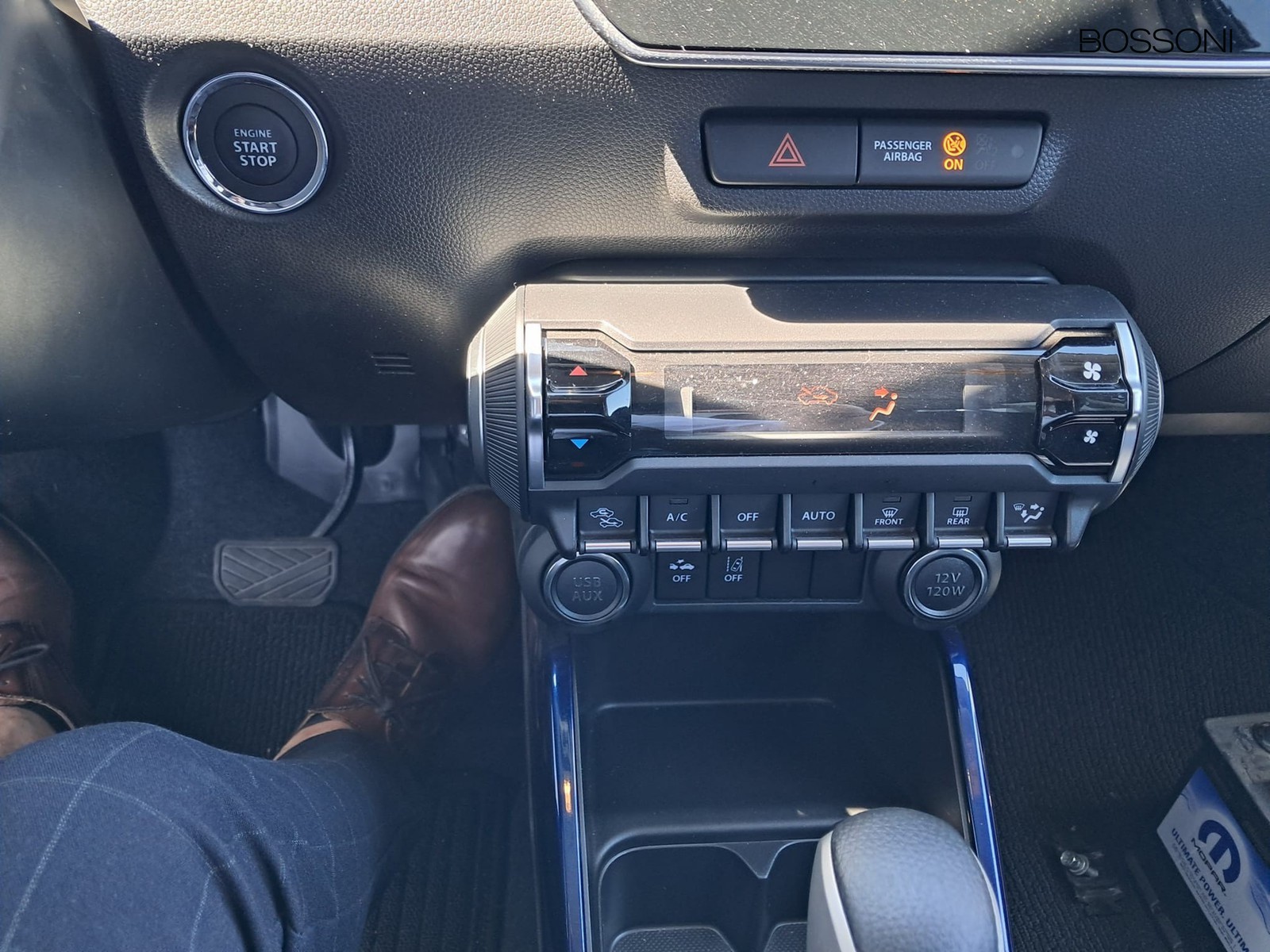 10 - Suzuki Ignis 1.2 dualjet hybrid top 2wd cvt
