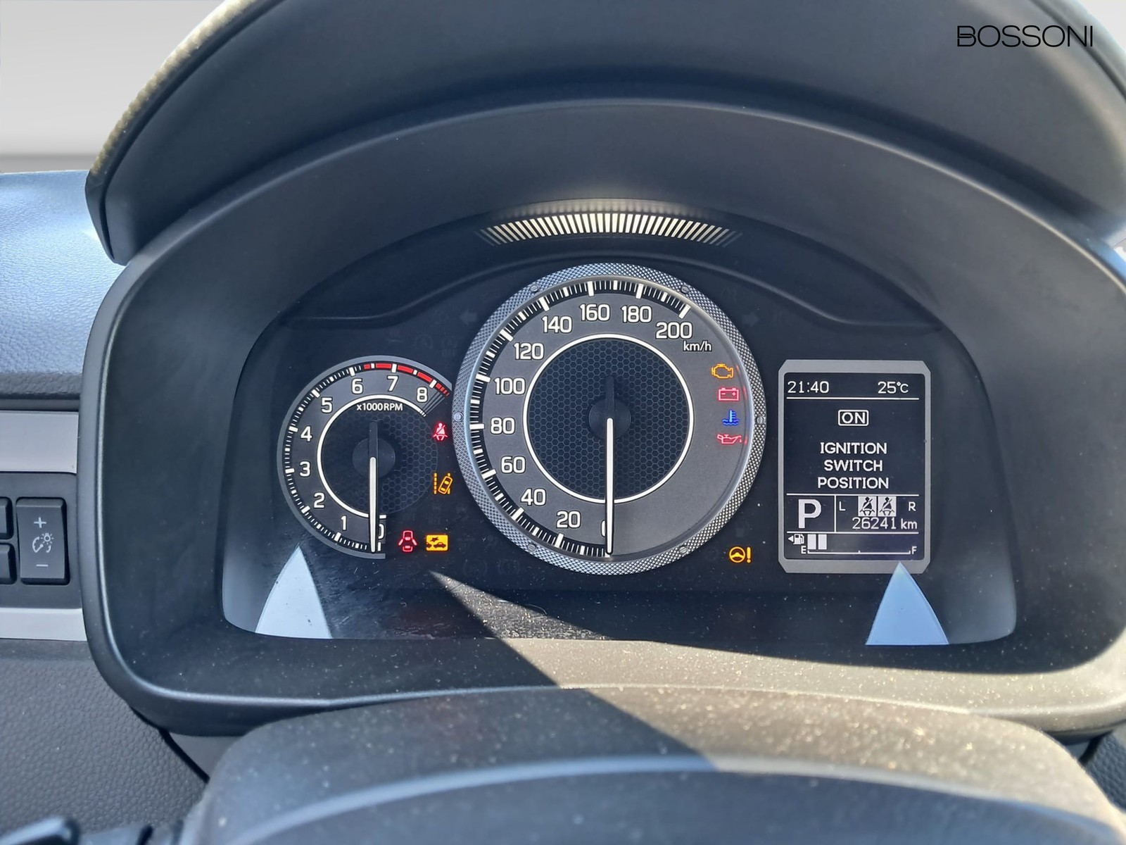 12 - Suzuki Ignis 1.2 dualjet hybrid top 2wd cvt