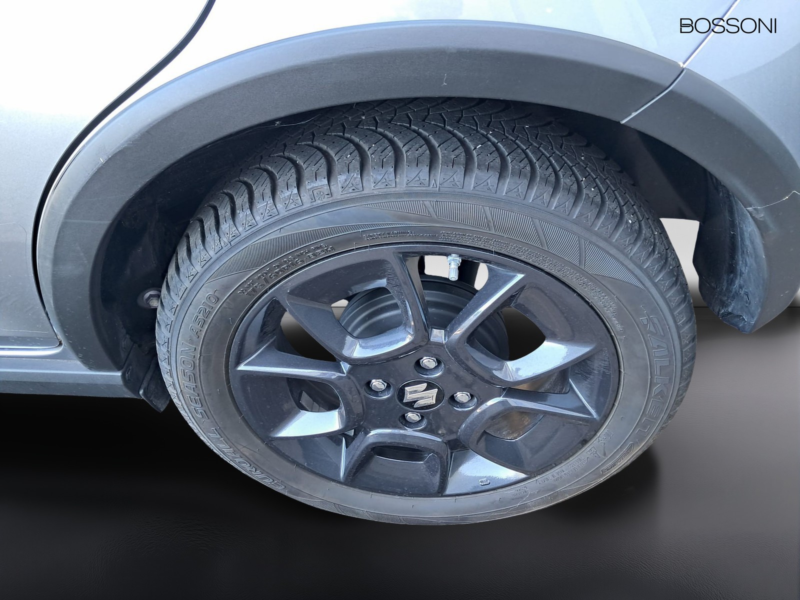 14 - Suzuki Ignis 1.2 dualjet hybrid top 2wd cvt