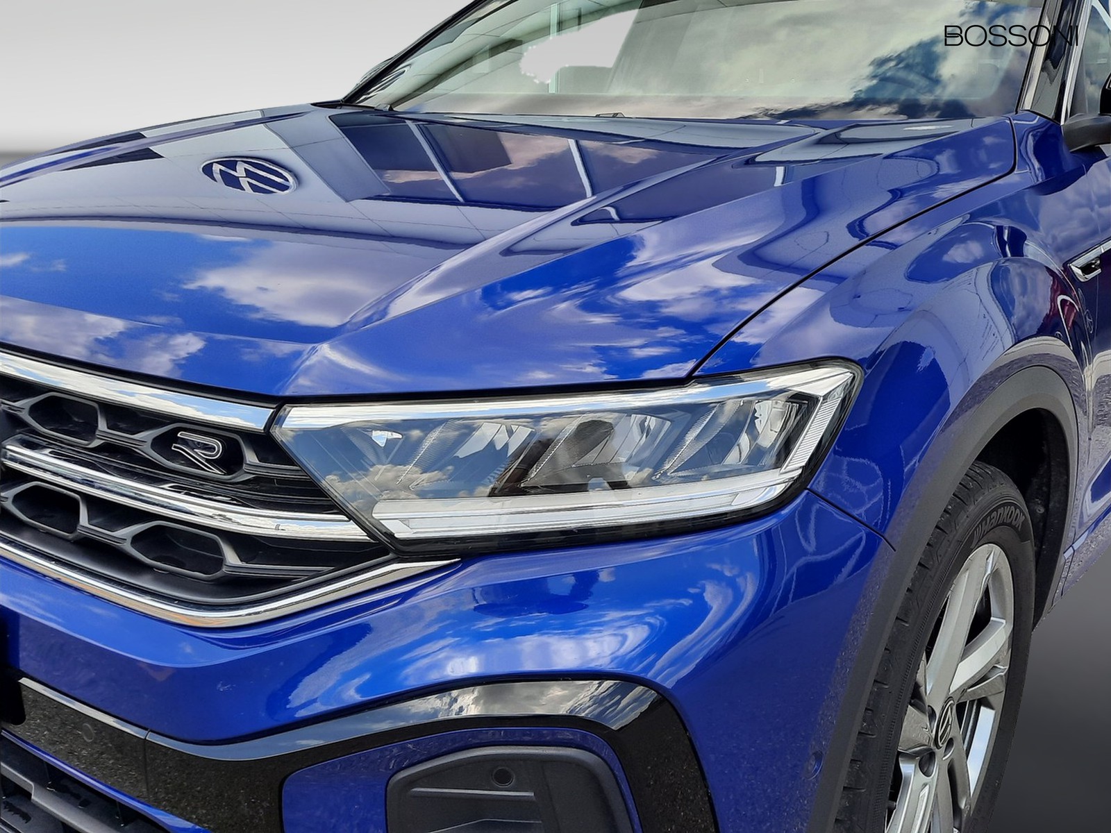 22 - Volkswagen T-Roc 1.0 tsi 110cv r line