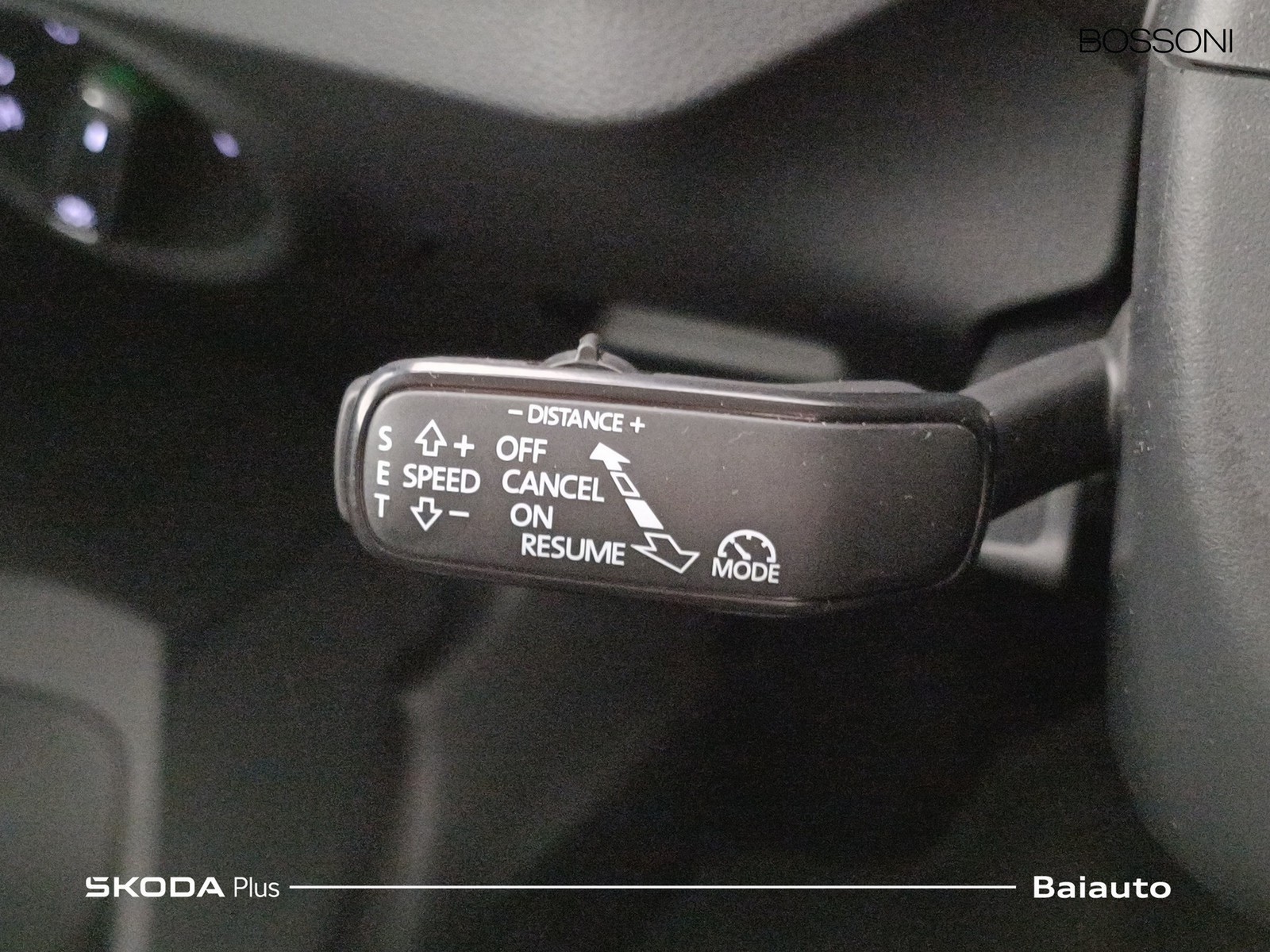 17 - Skoda Scala berlina 1.0 g-tec 90cv style