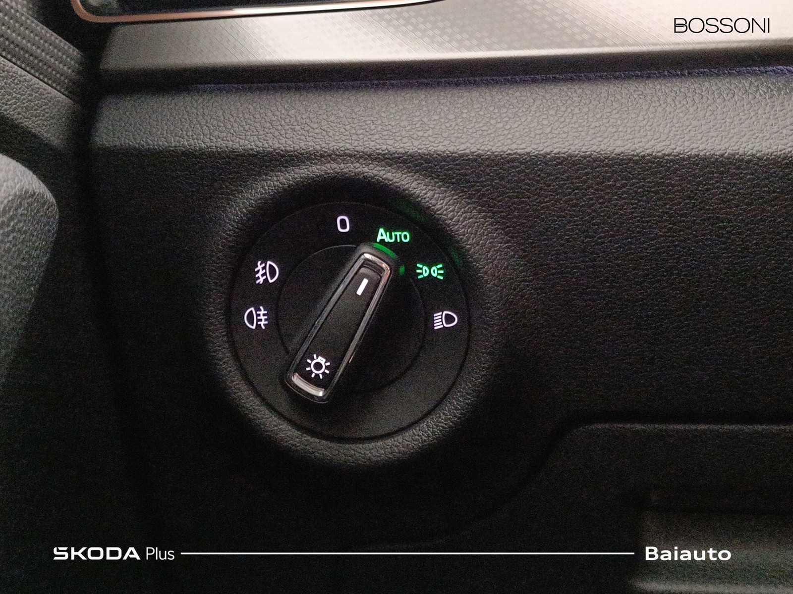 18 - Skoda Scala berlina 1.0 g-tec 90cv style