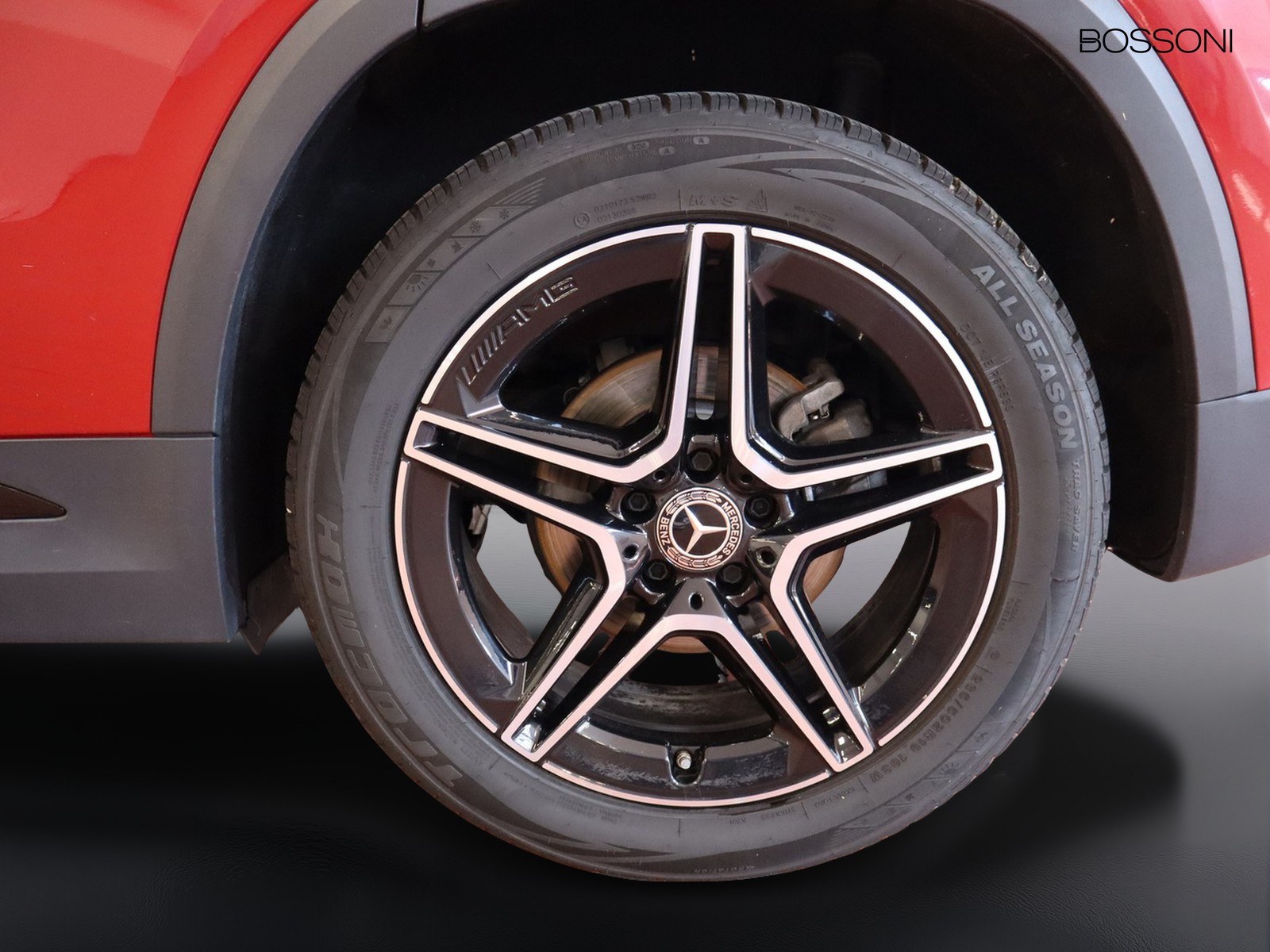4 - Mercedes GLA 200 d premium 8g-dct