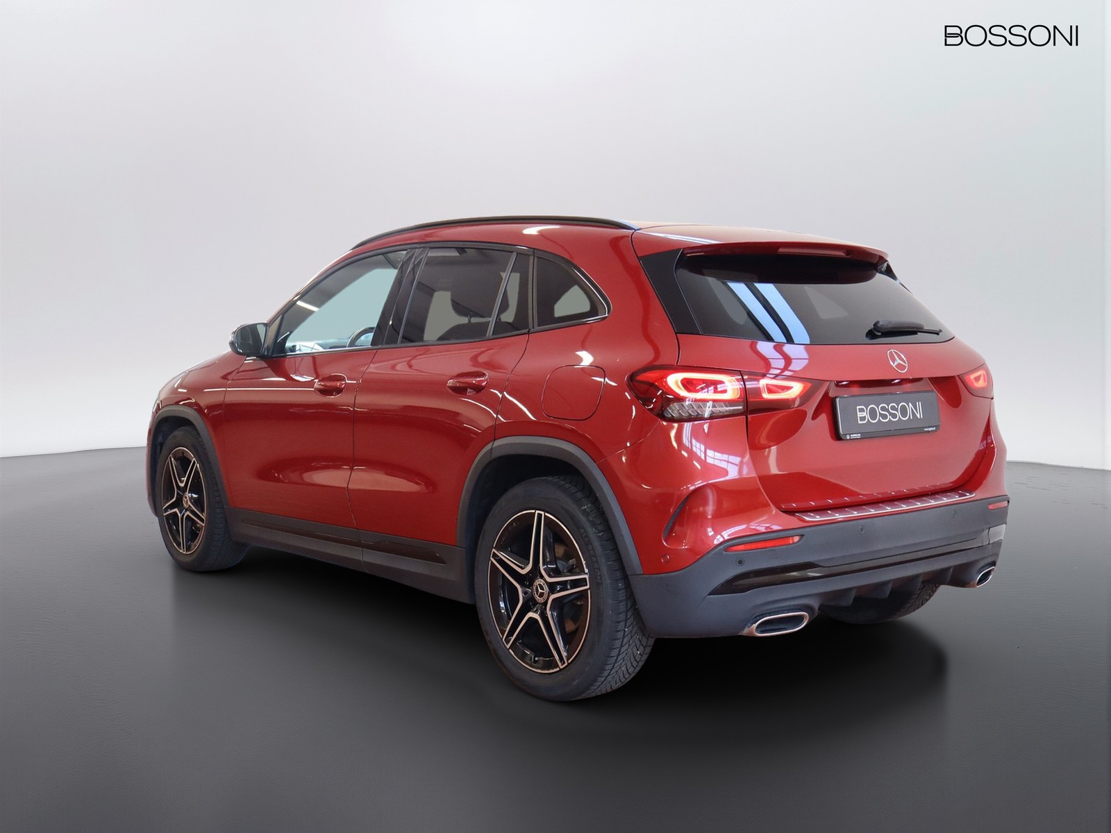 5 - Mercedes GLA 200 d premium 8g-dct