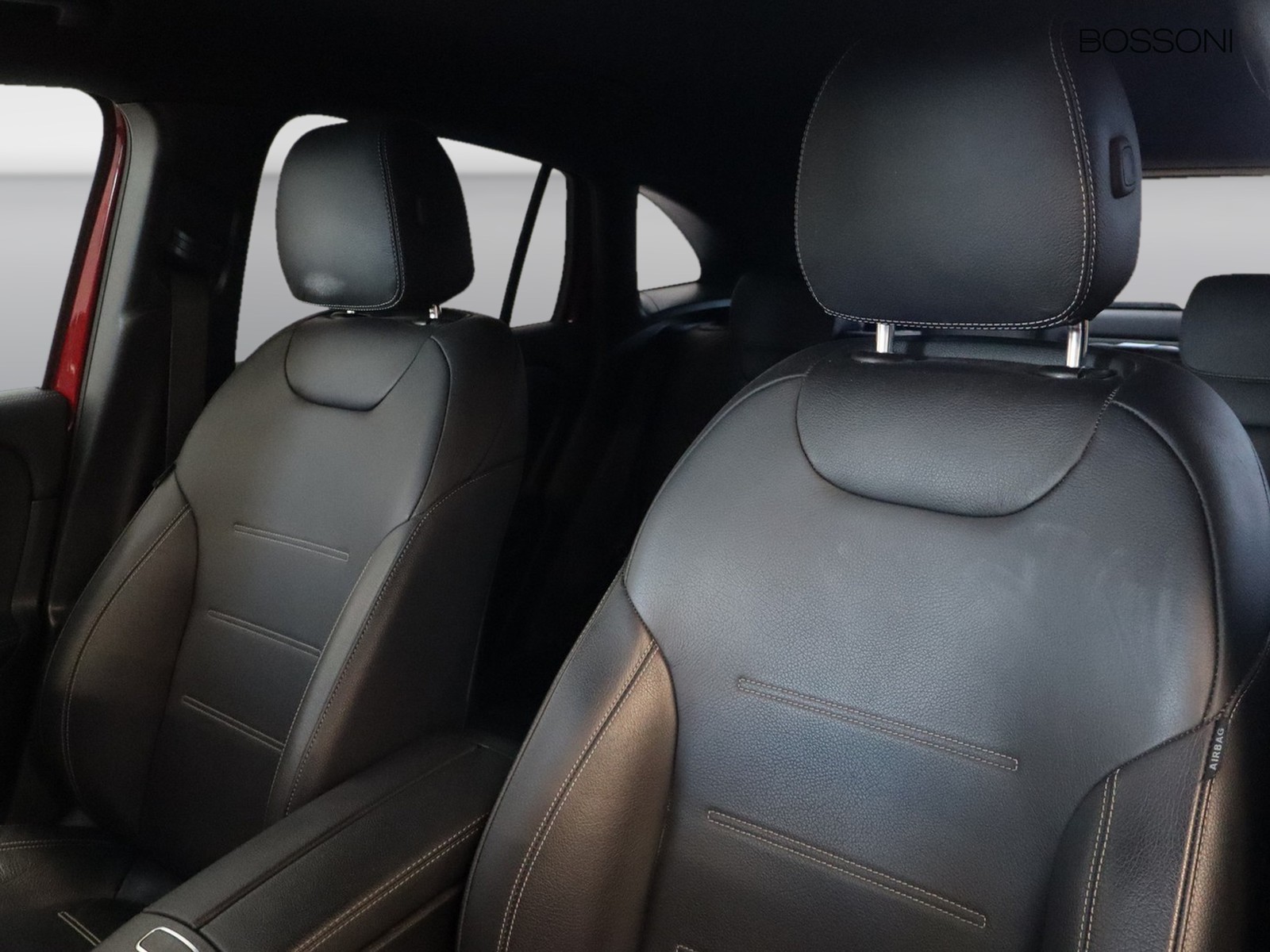 6 - Mercedes GLA 200 d premium 8g-dct