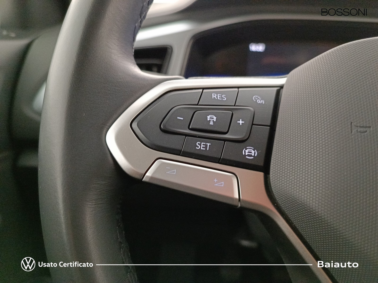 15 - Volkswagen T-Roc 2.0 tdi scr 115cv sport