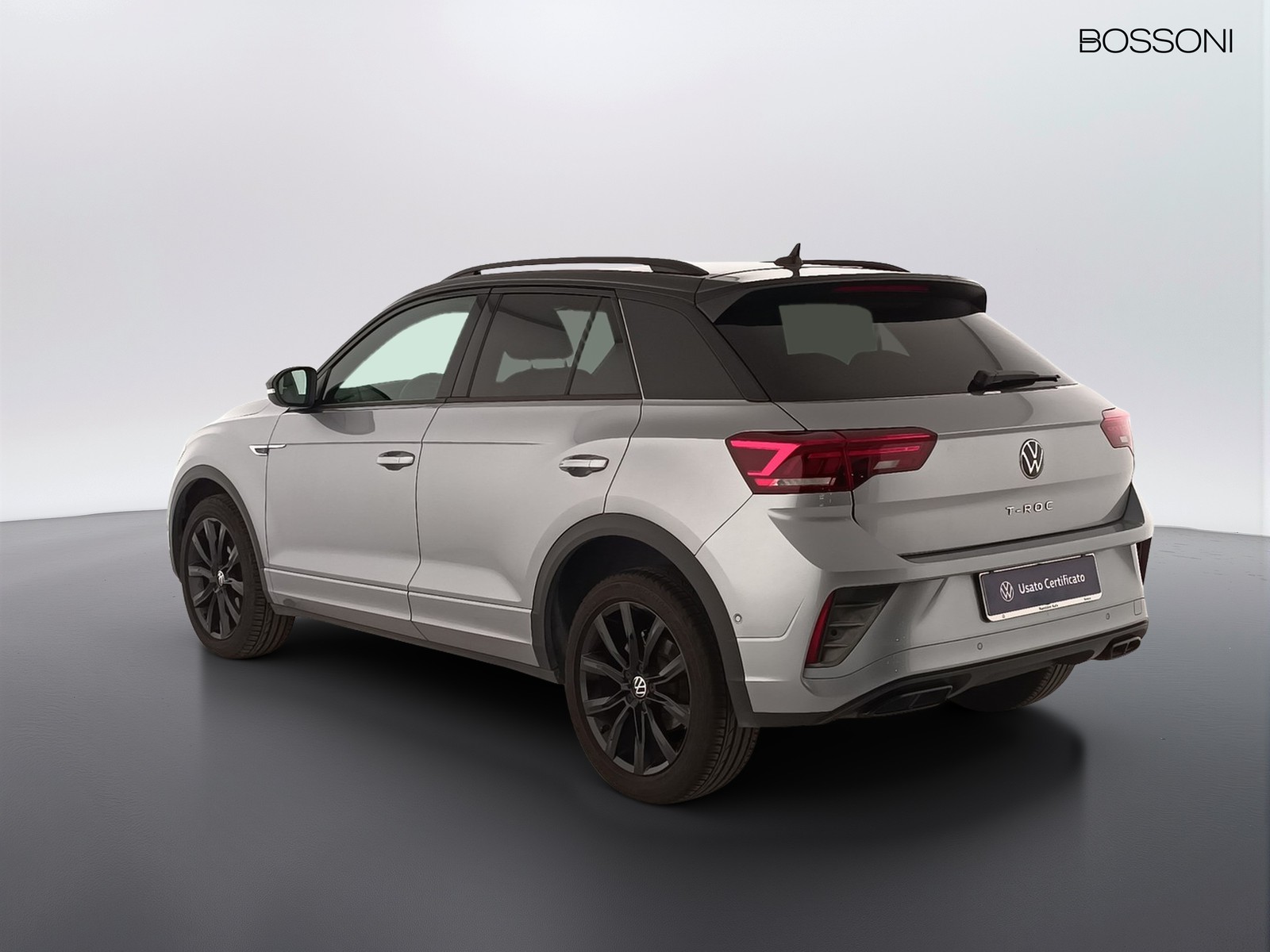 2 - Volkswagen T-Roc 1.5 tsi act r line