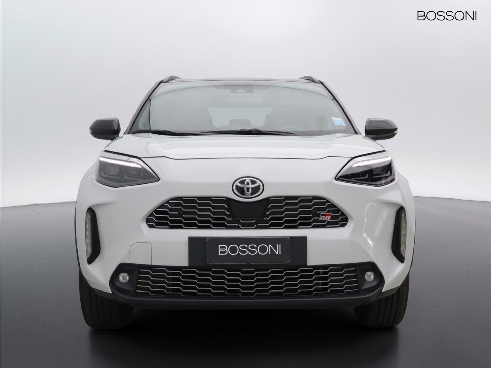 2 - Toyota yaris cross 1.5 h 116cv gr sport fwd e-cvt