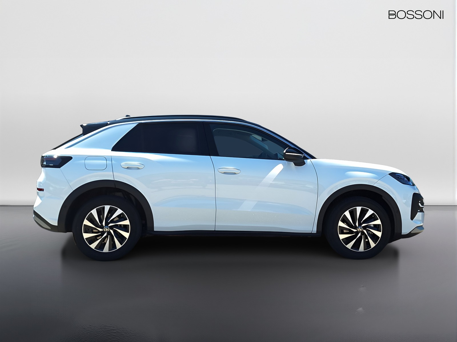 4 - Volkswagen T-Roc 1.5 etsi act 150cv life dsg