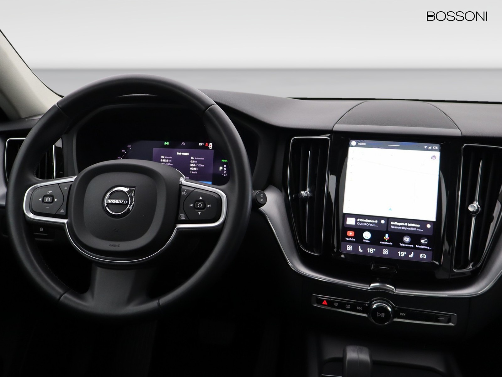 12 - Volvo XC60 2.0 t6 recharge plug-in hybrid  inscription expression awd automatico