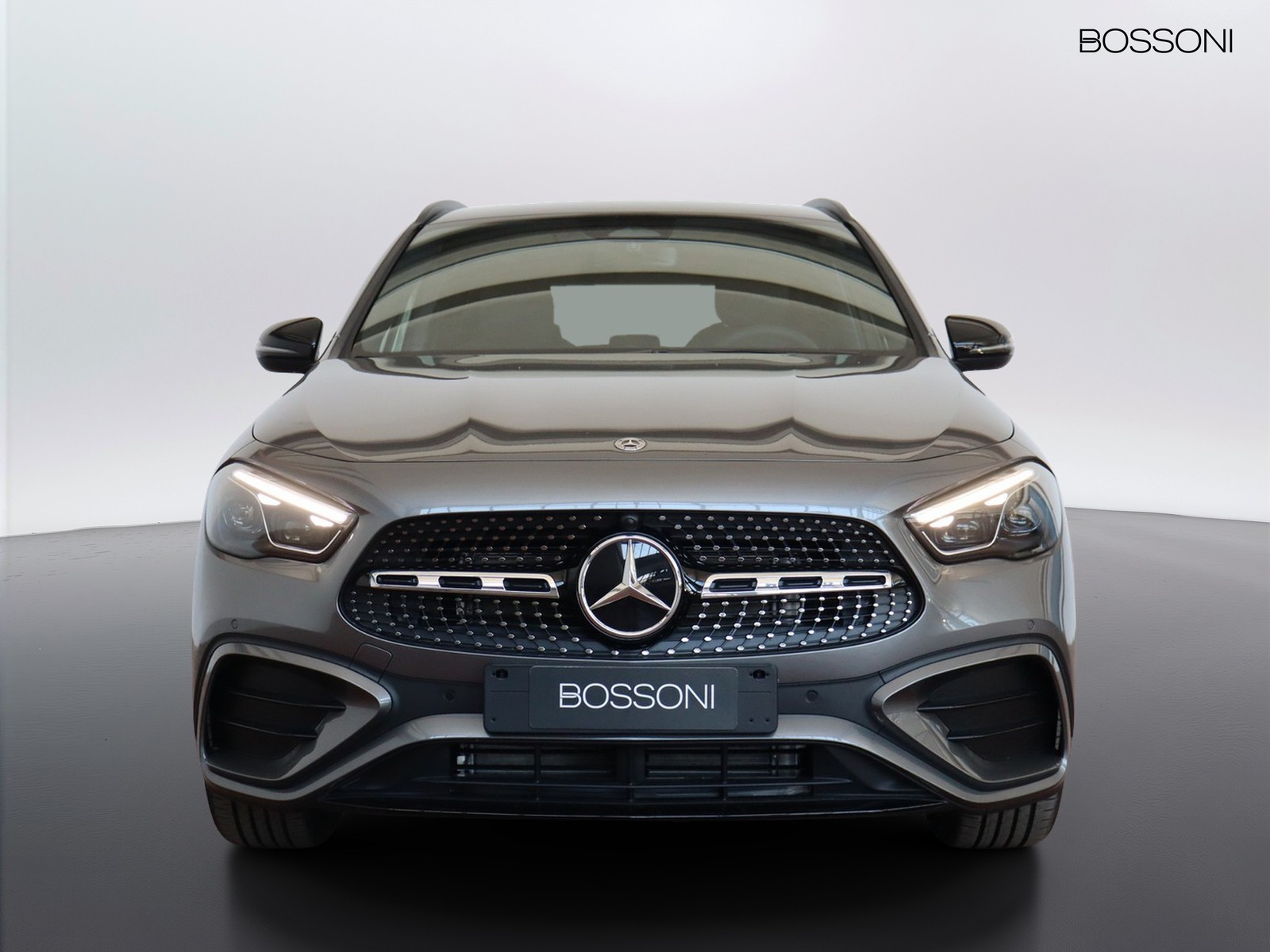 2 - Mercedes GLA 200 d amg line extra 8g-dct