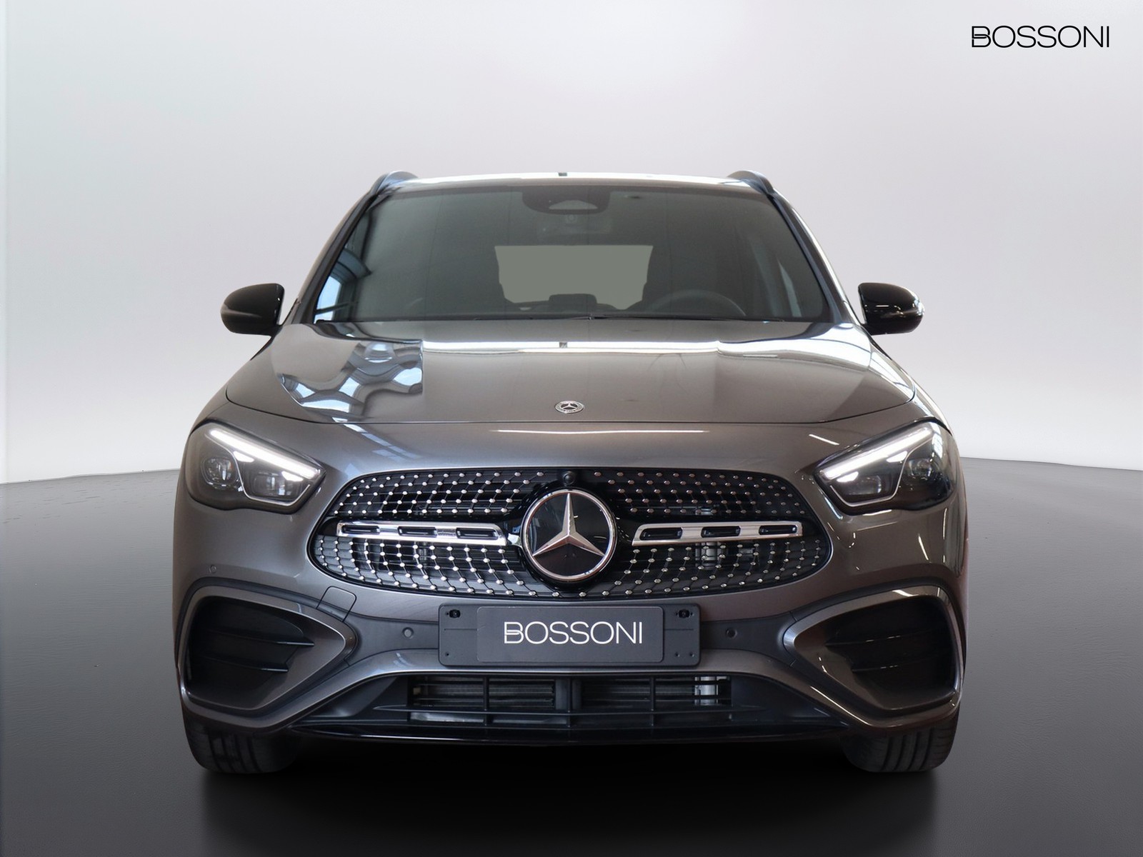 2 - Mercedes GLA 200 d amg line extra 8g-dct