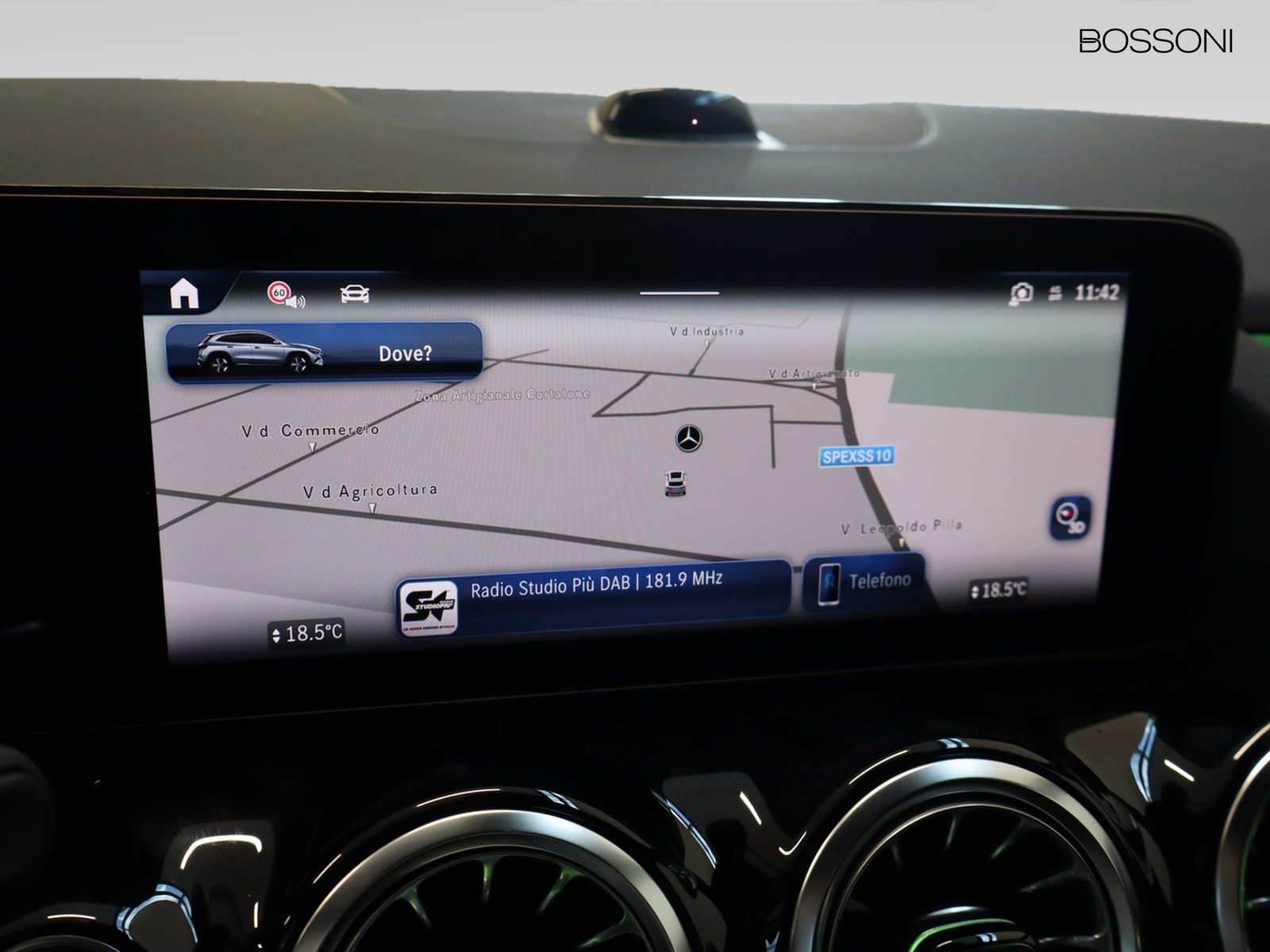 10 - Mercedes GLA 200 d amg line extra 8g-dct