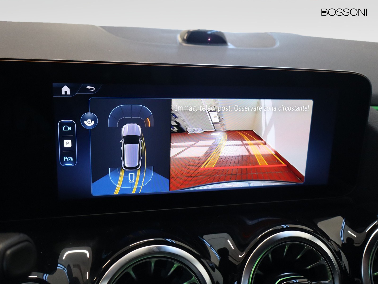 11 - Mercedes GLA 200 d amg line extra 8g-dct