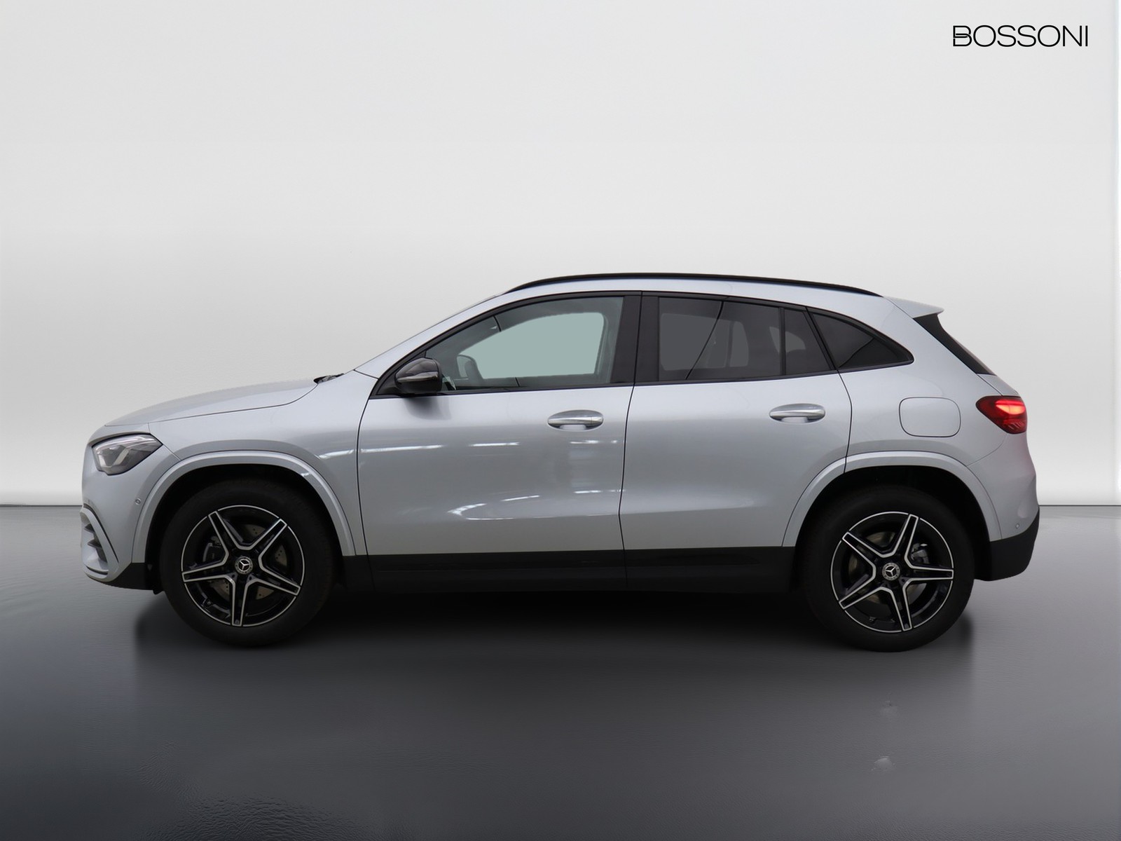3 - Mercedes GLA 250 e plug-in-hybrid amg line extra 8g-dct