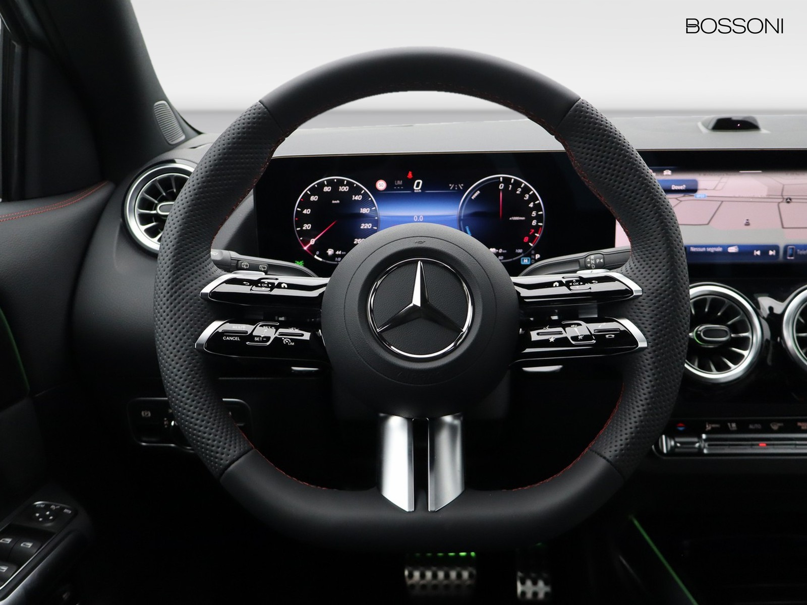 17 - Mercedes GLA 250 e plug-in-hybrid amg line extra 8g-dct