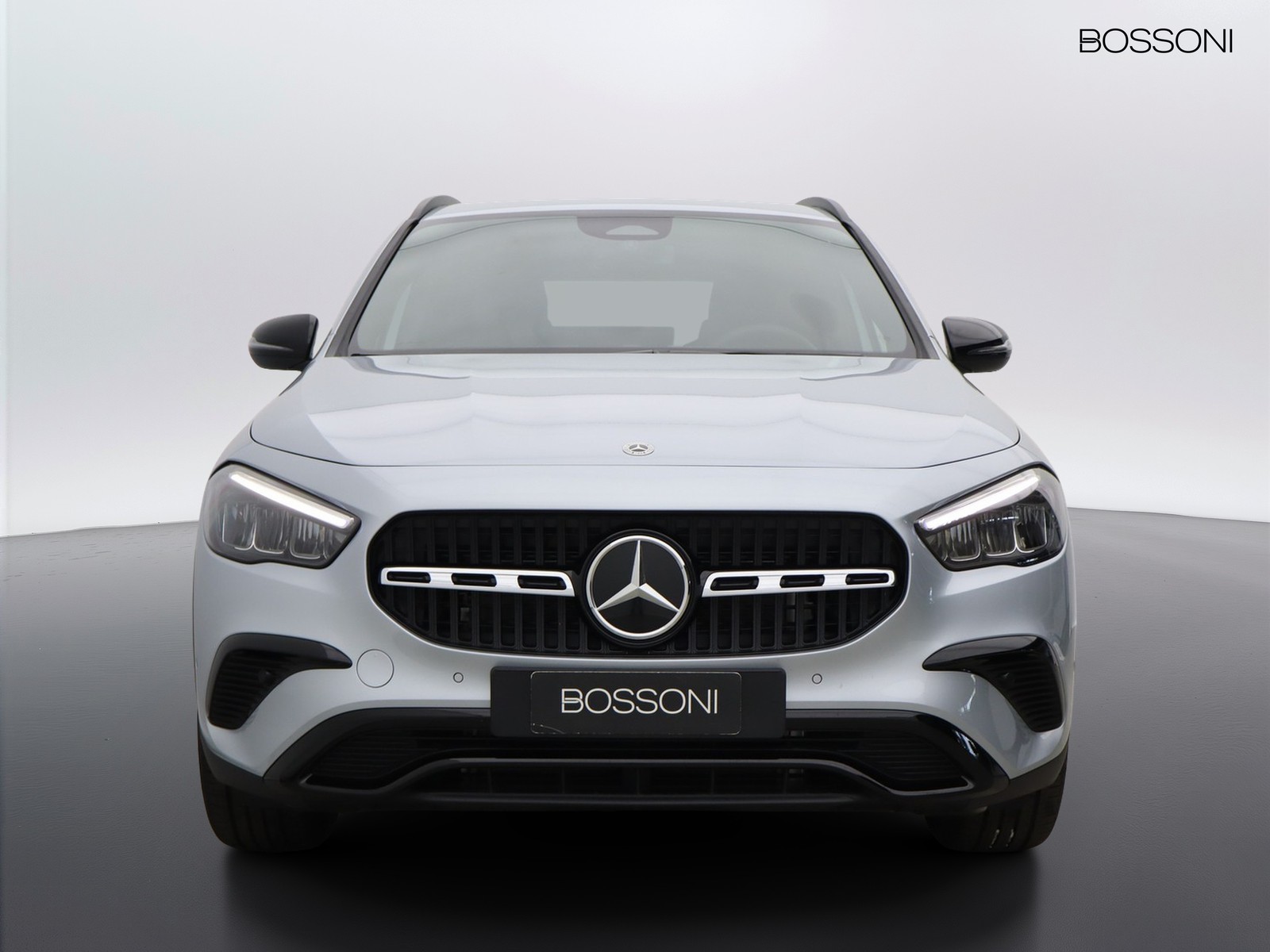 2 - Mercedes GLA 200 d progressive extra 8g-dct