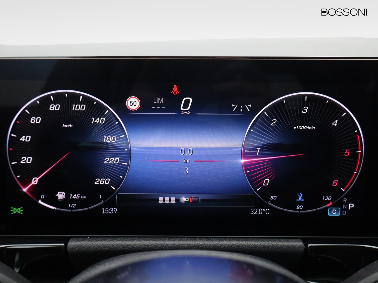 9 - Mercedes GLA 200 d progressive extra 8g-dct